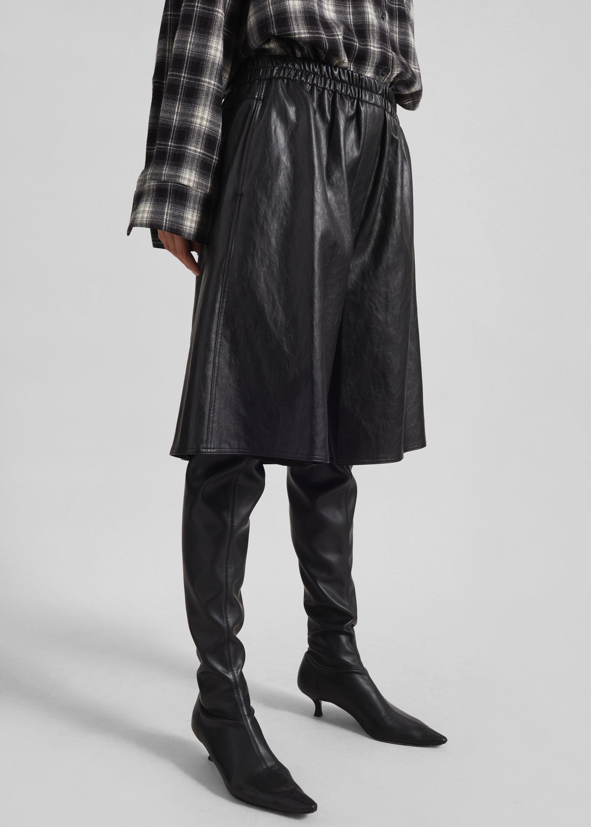 Risarven Faux Leather Bermuda Shorts - Black - 2