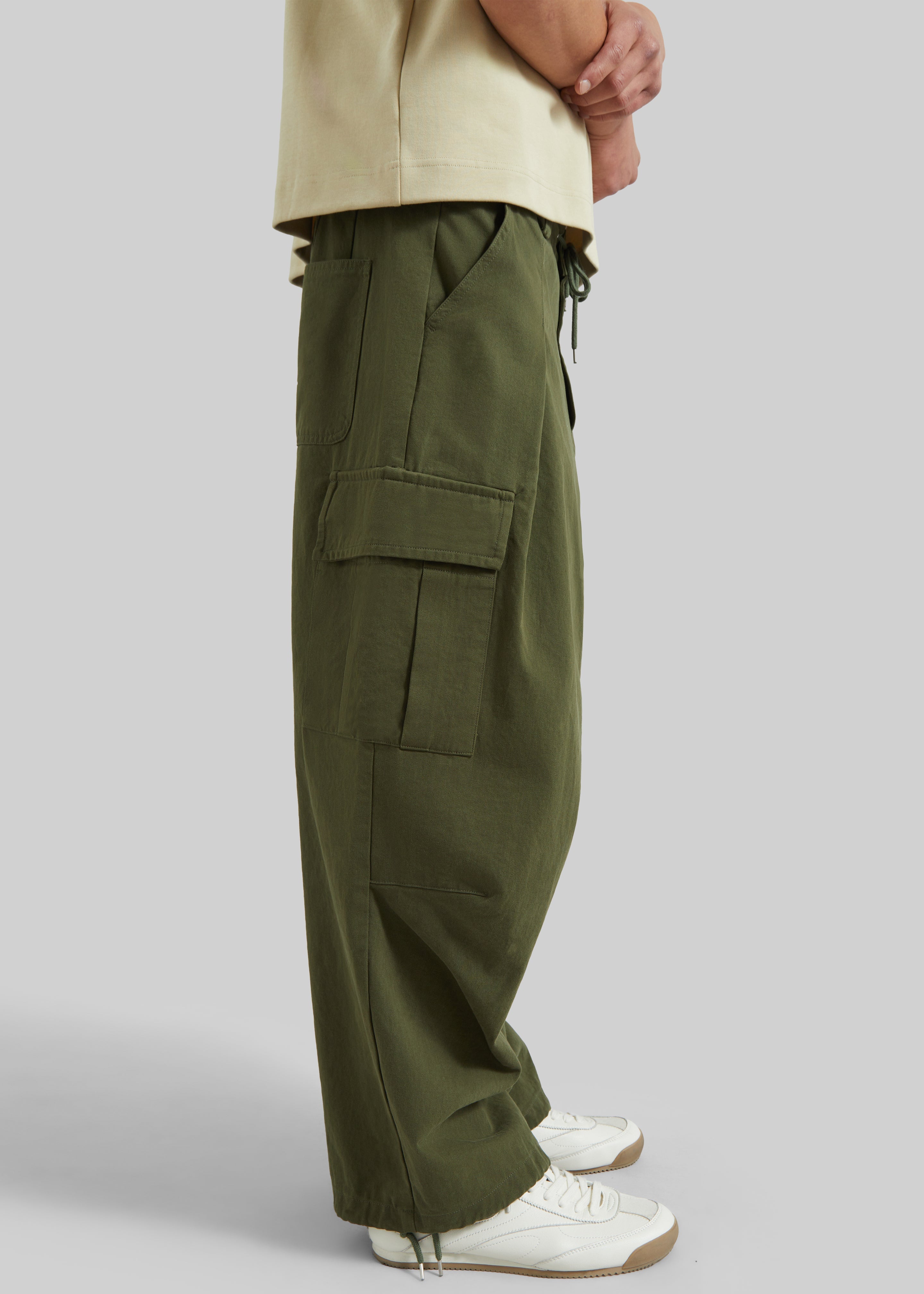 Robion Drawstring Cargo Pants - Dark Olive – The Frankie Shop Europe