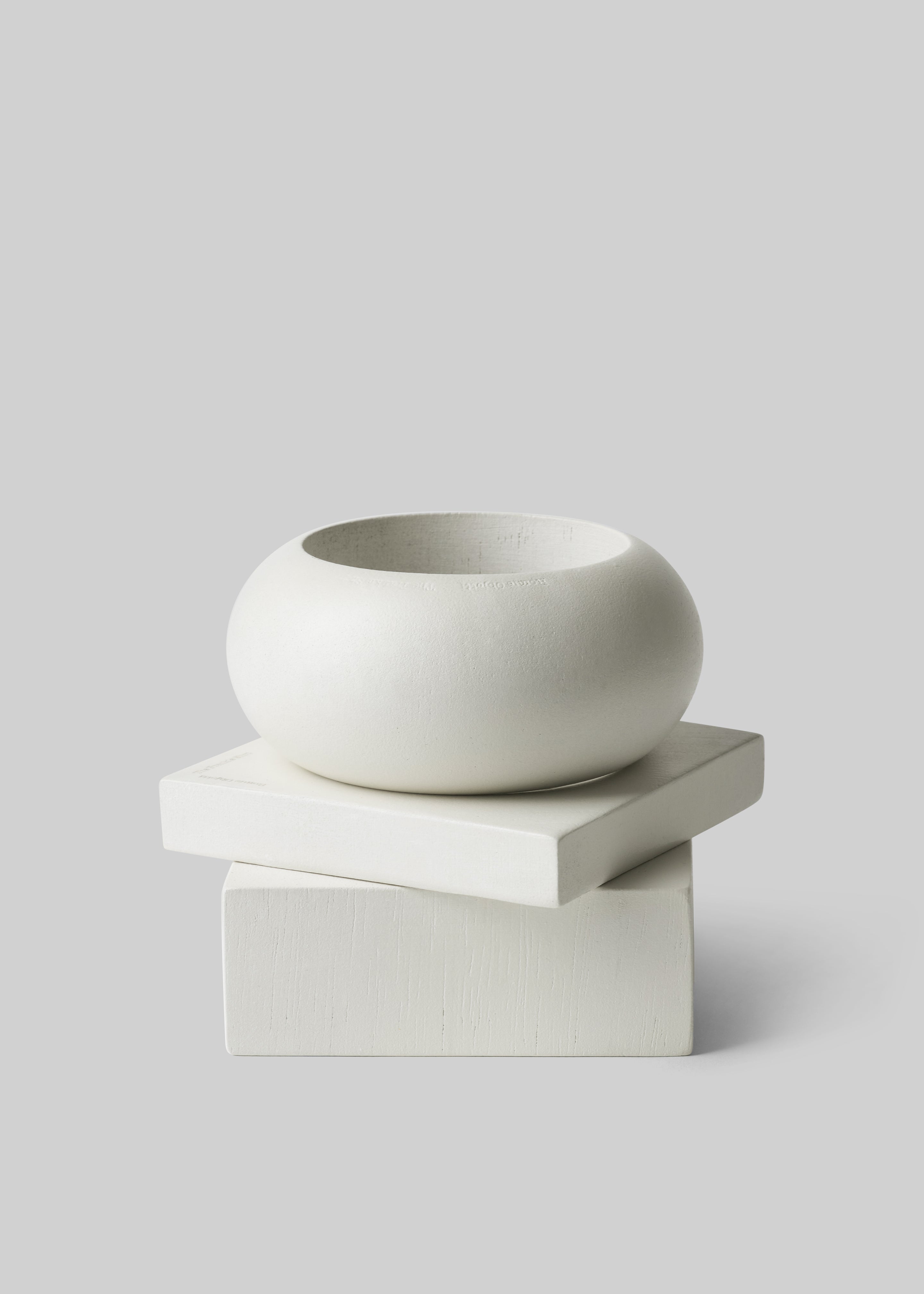 Romie Objetti x The Frankie Shop Chunky Square Bangle - Cement - 3