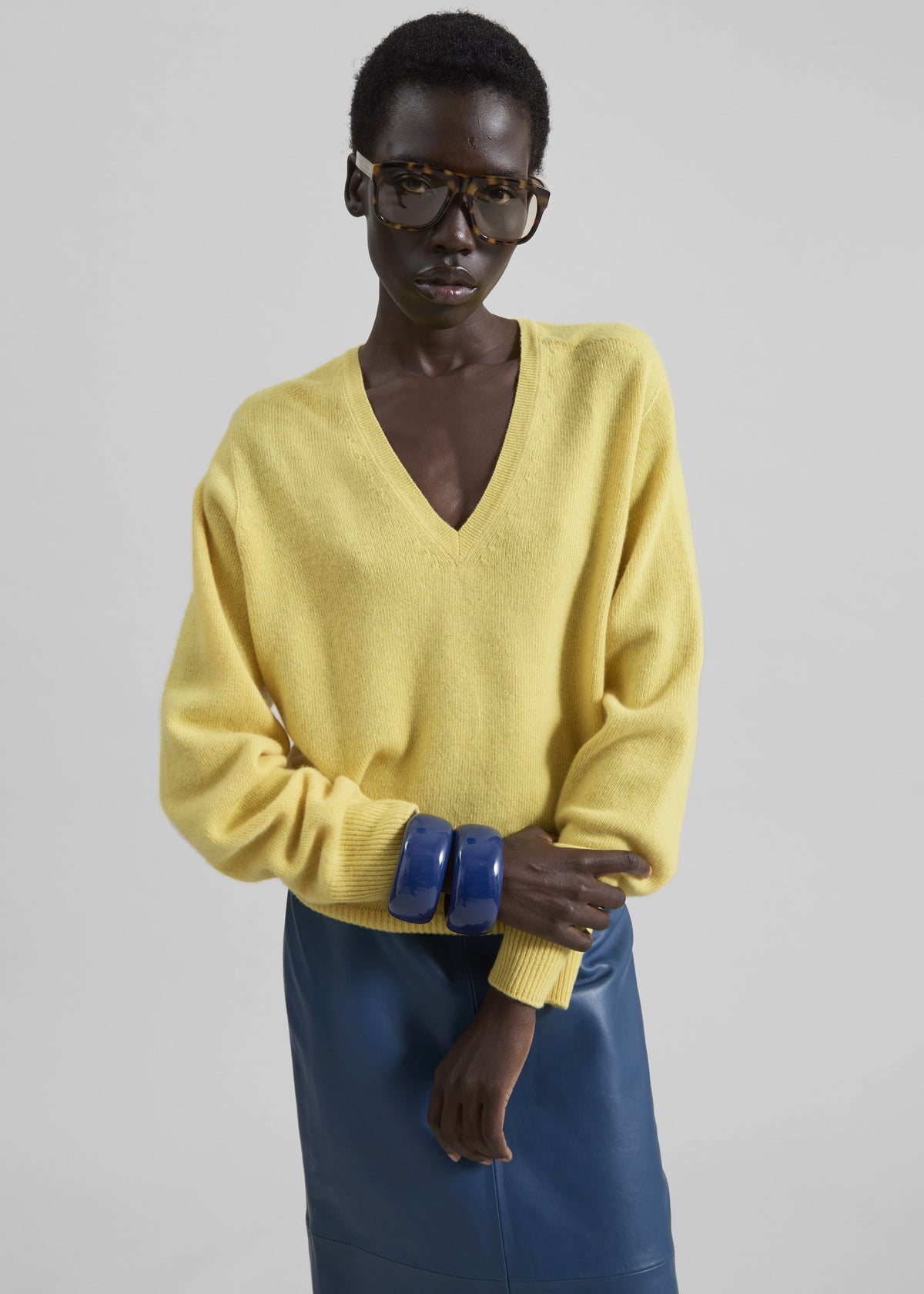 Ronse V-Neck Wool Sweater - Yellow - 6