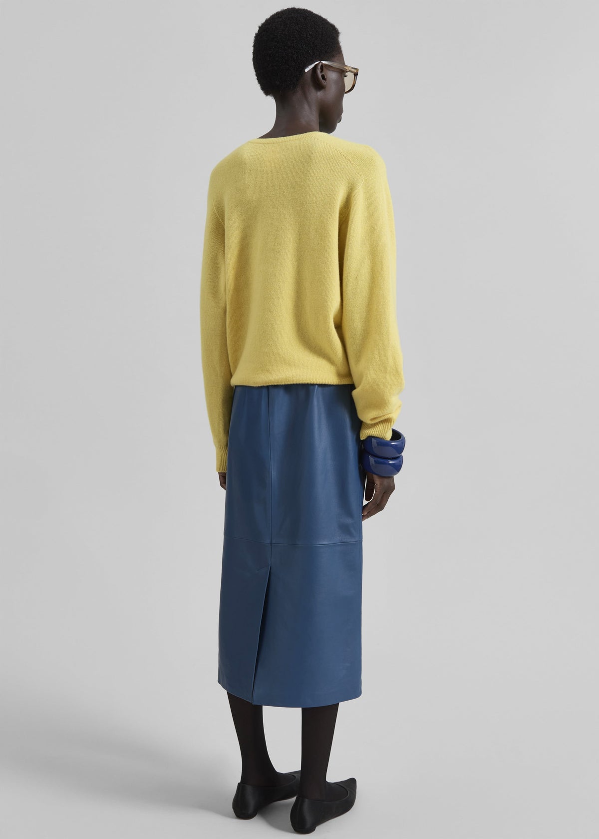 Ronse V-Neck Wool Sweater - Yellow - 8