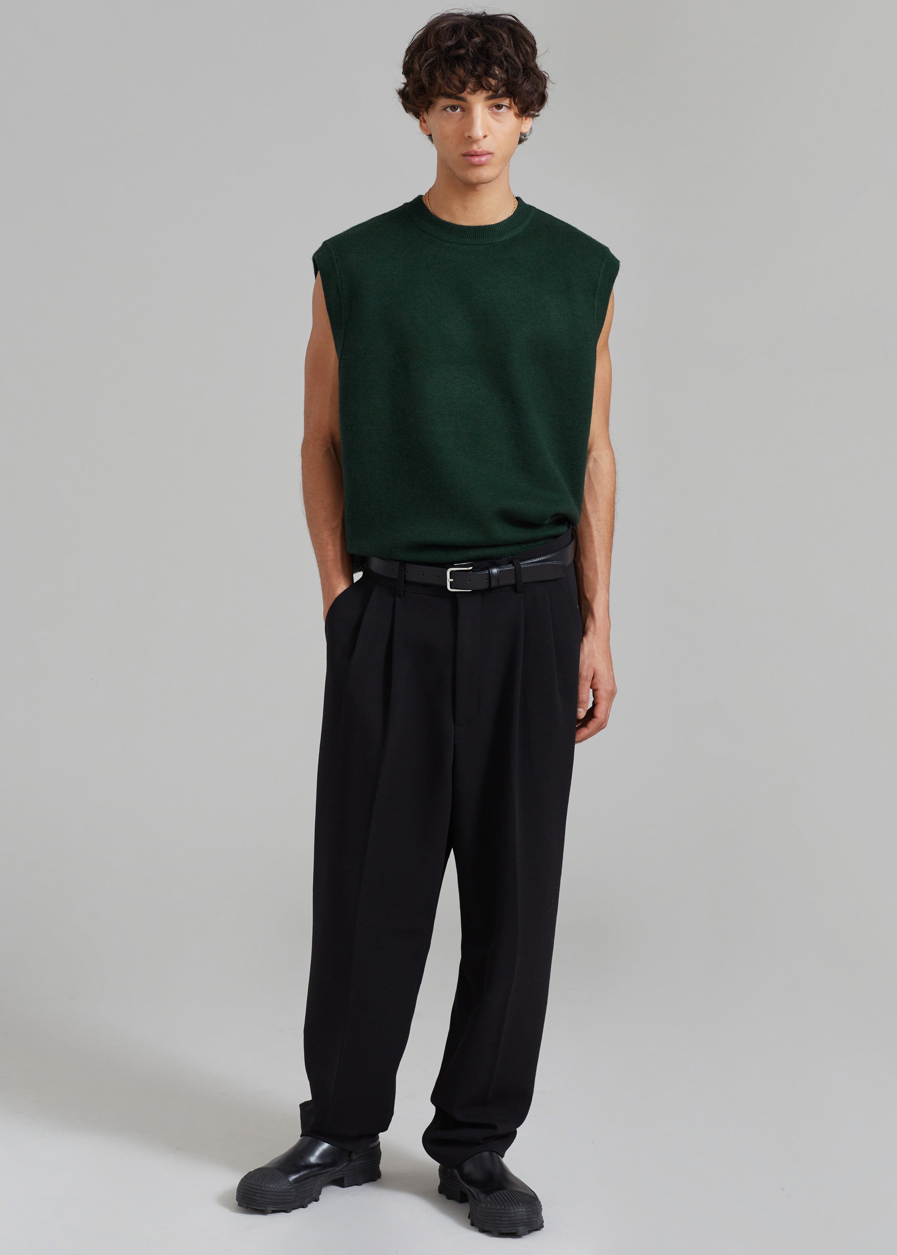 Russel Pleated Trousers - Black - 4