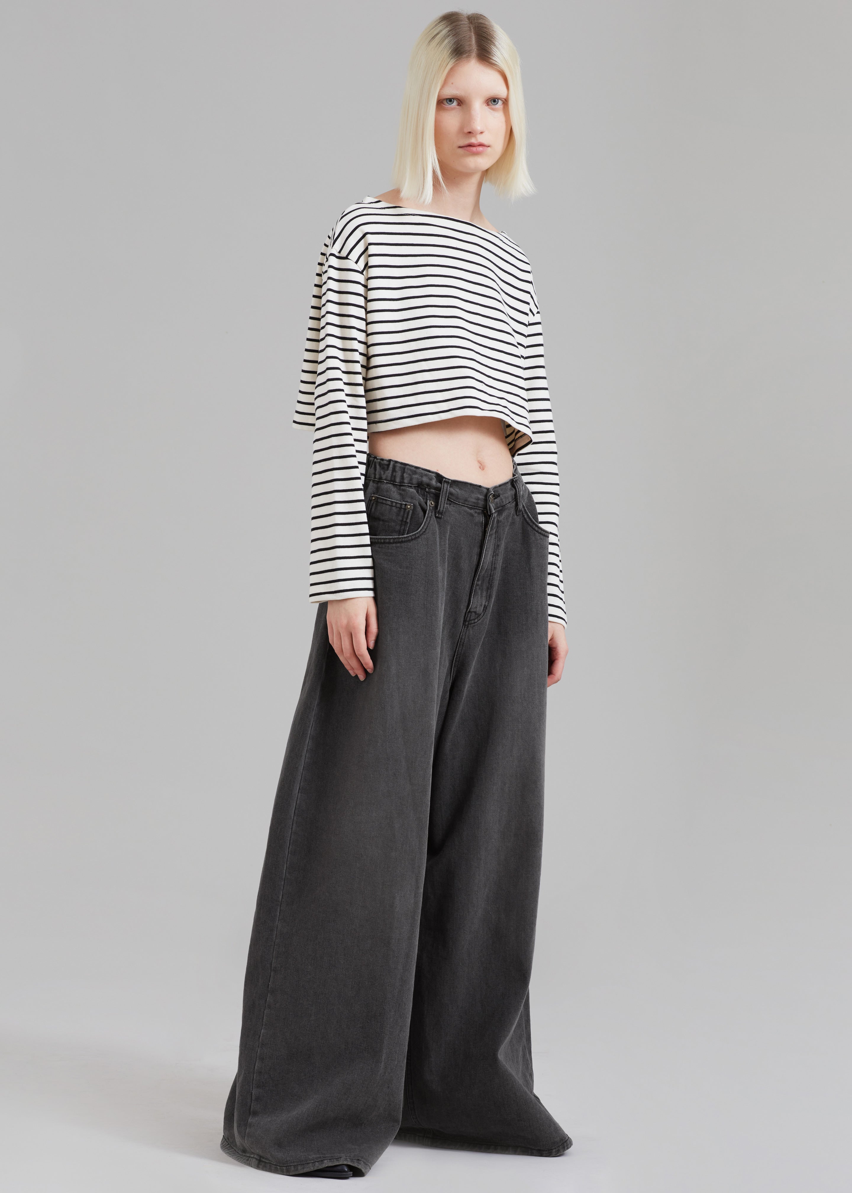 Sasha Wide Leg Jeans - Dark Grey - 3