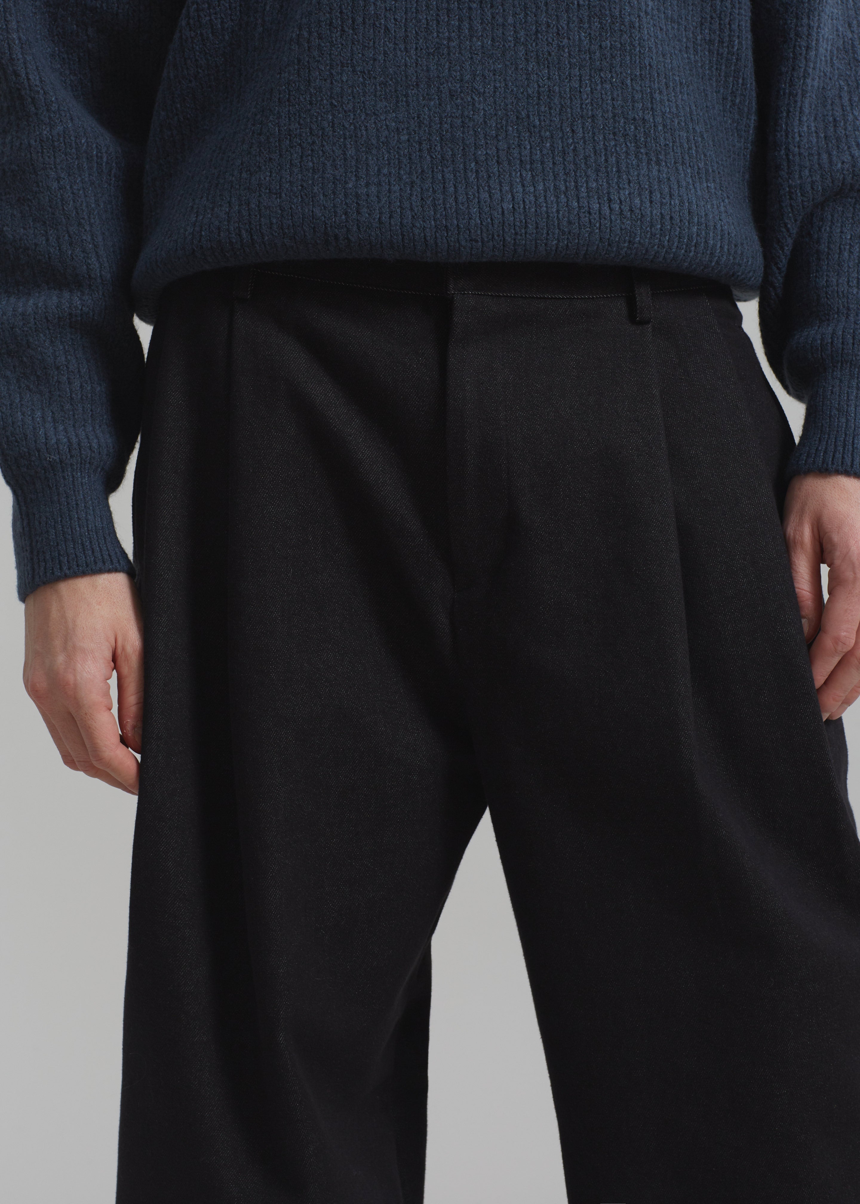 Stephen Pleated Denim Trousers - Black - 2