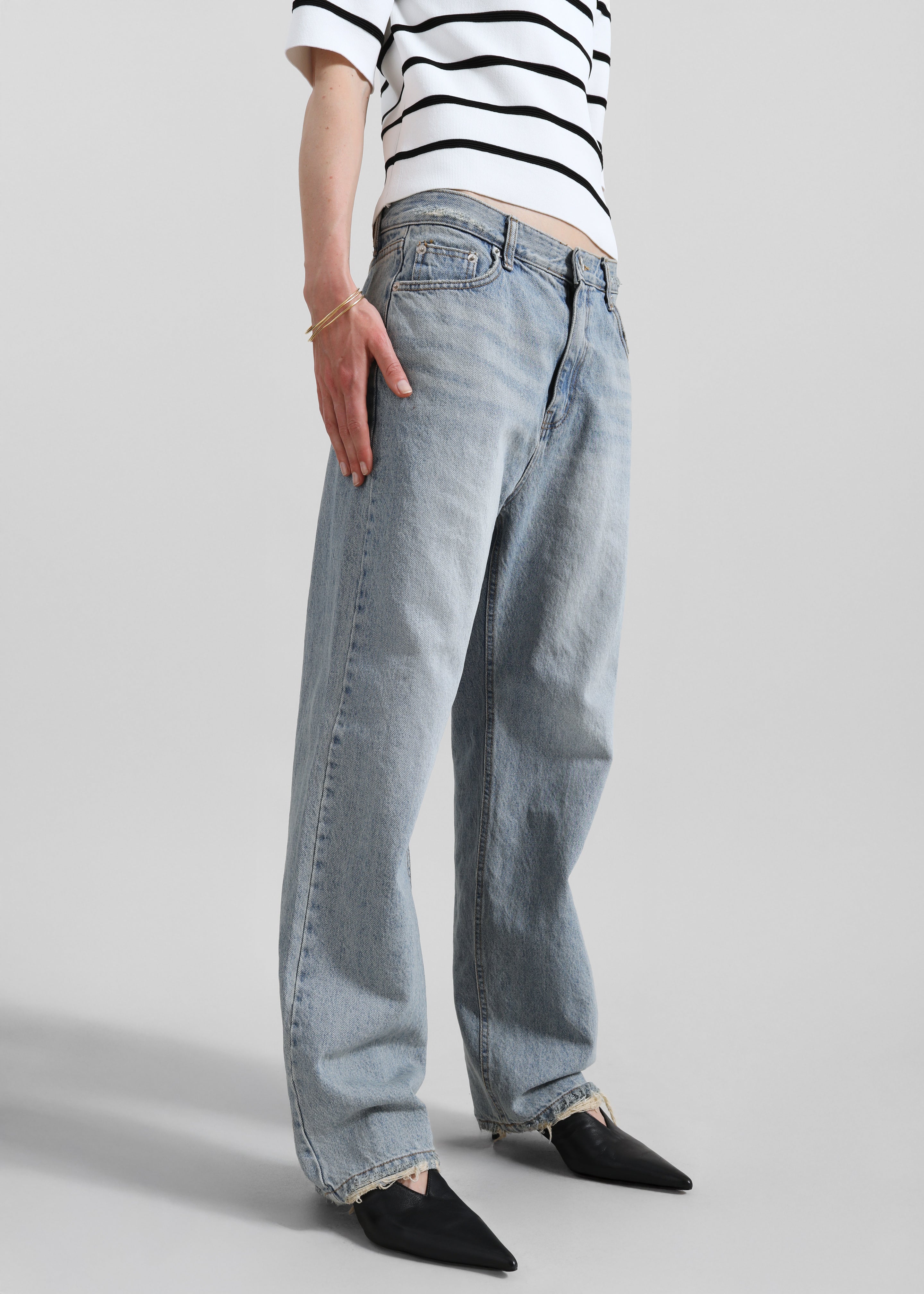 Tarmi Straight Leg Jeans - Light Wash - 5