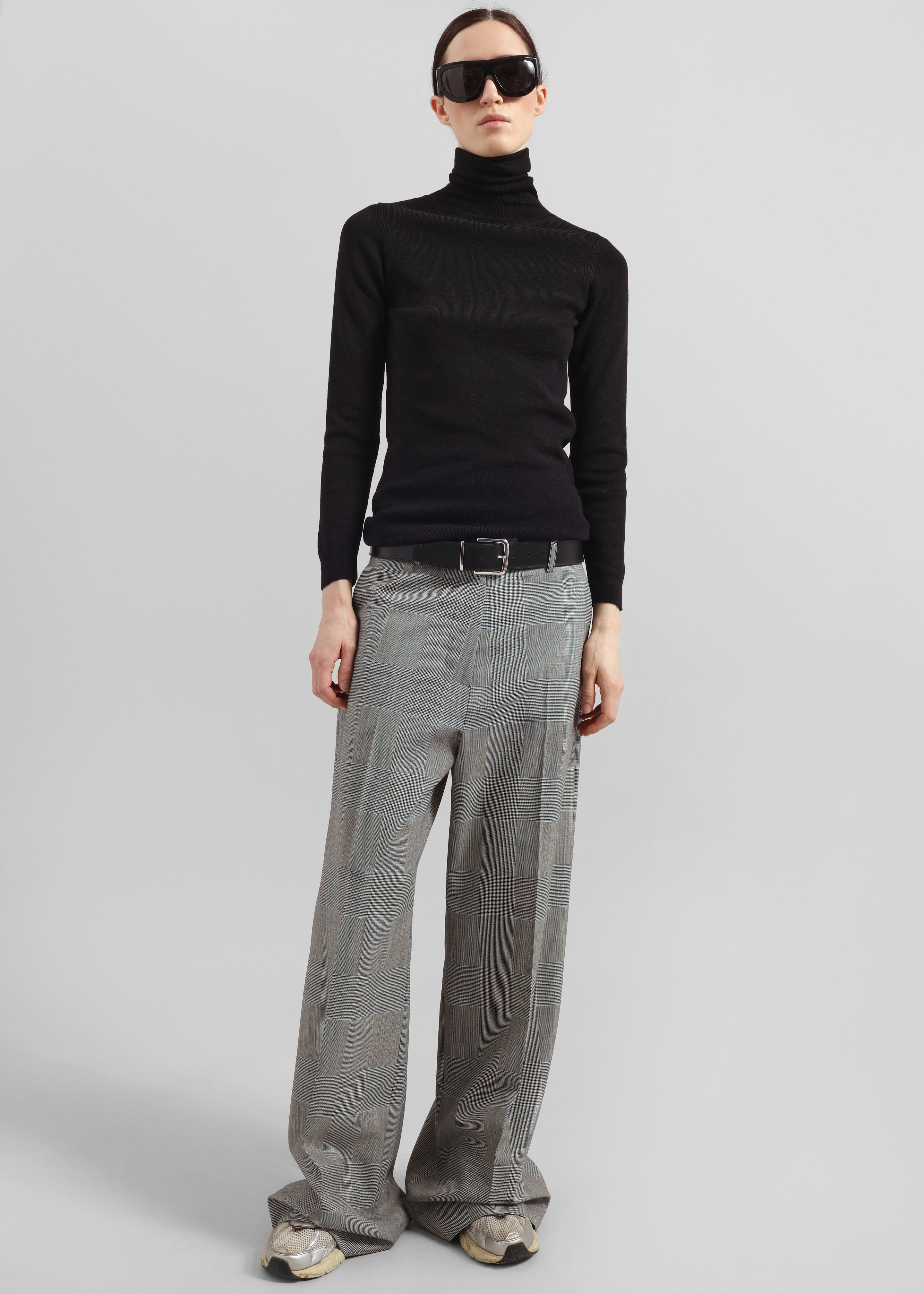 Utica Thin Turtleneck Sweater - Black - 3