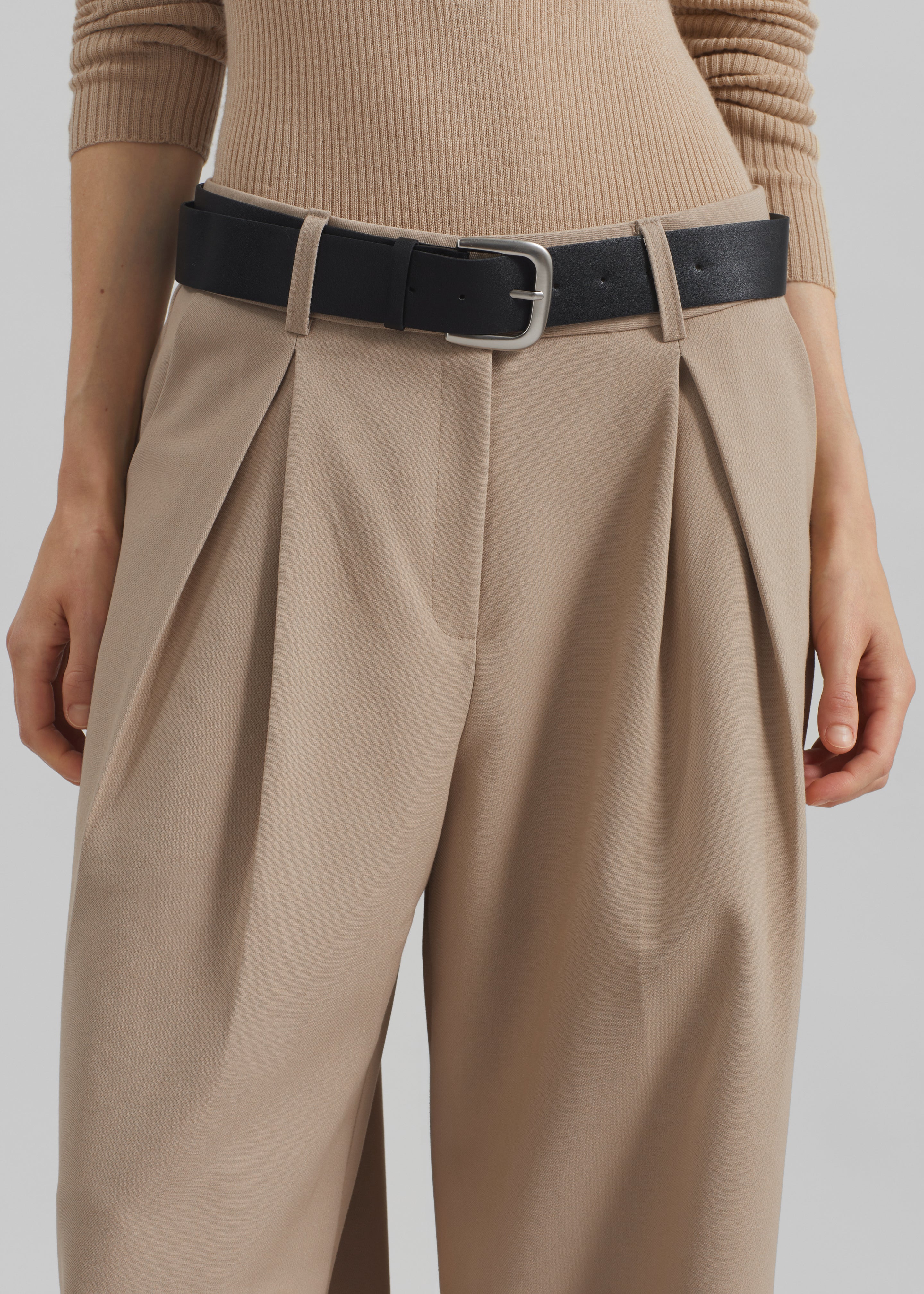 Varen Belted Wide Trousers - Beige - 9