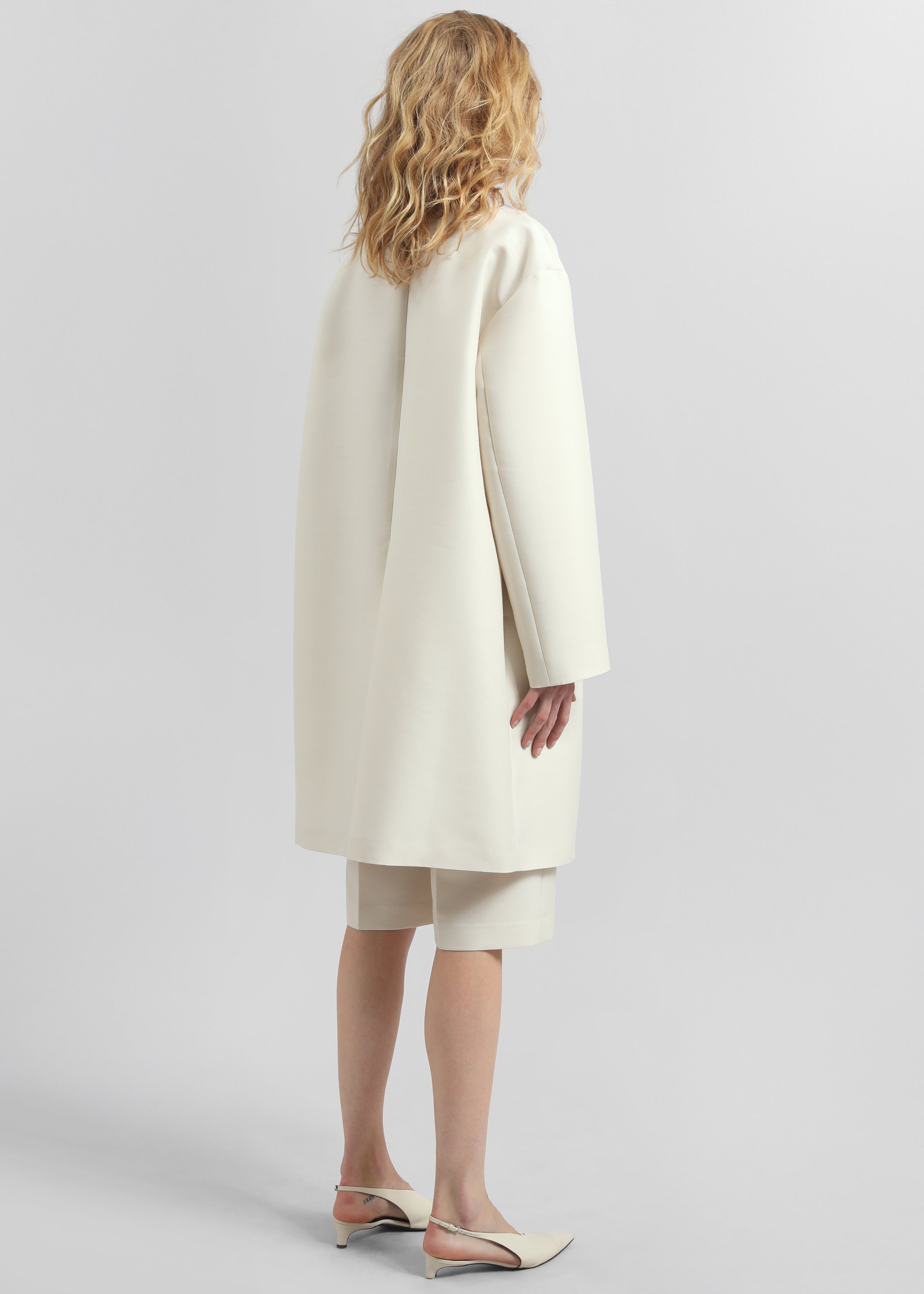 Zwolle Sheen Light Overcoat - Cream - 8