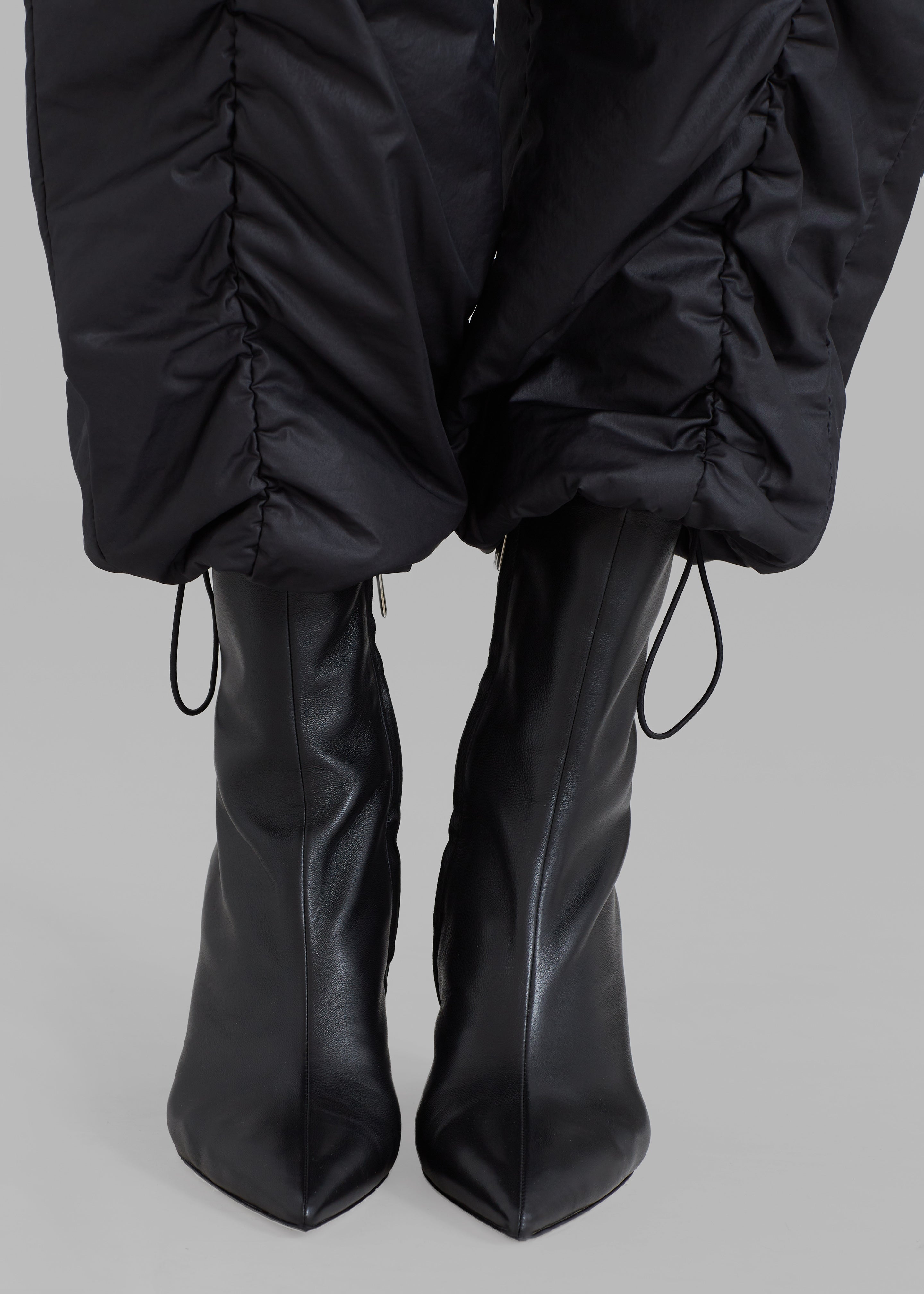 Amomento Padded Shirred Pants - Black - 6