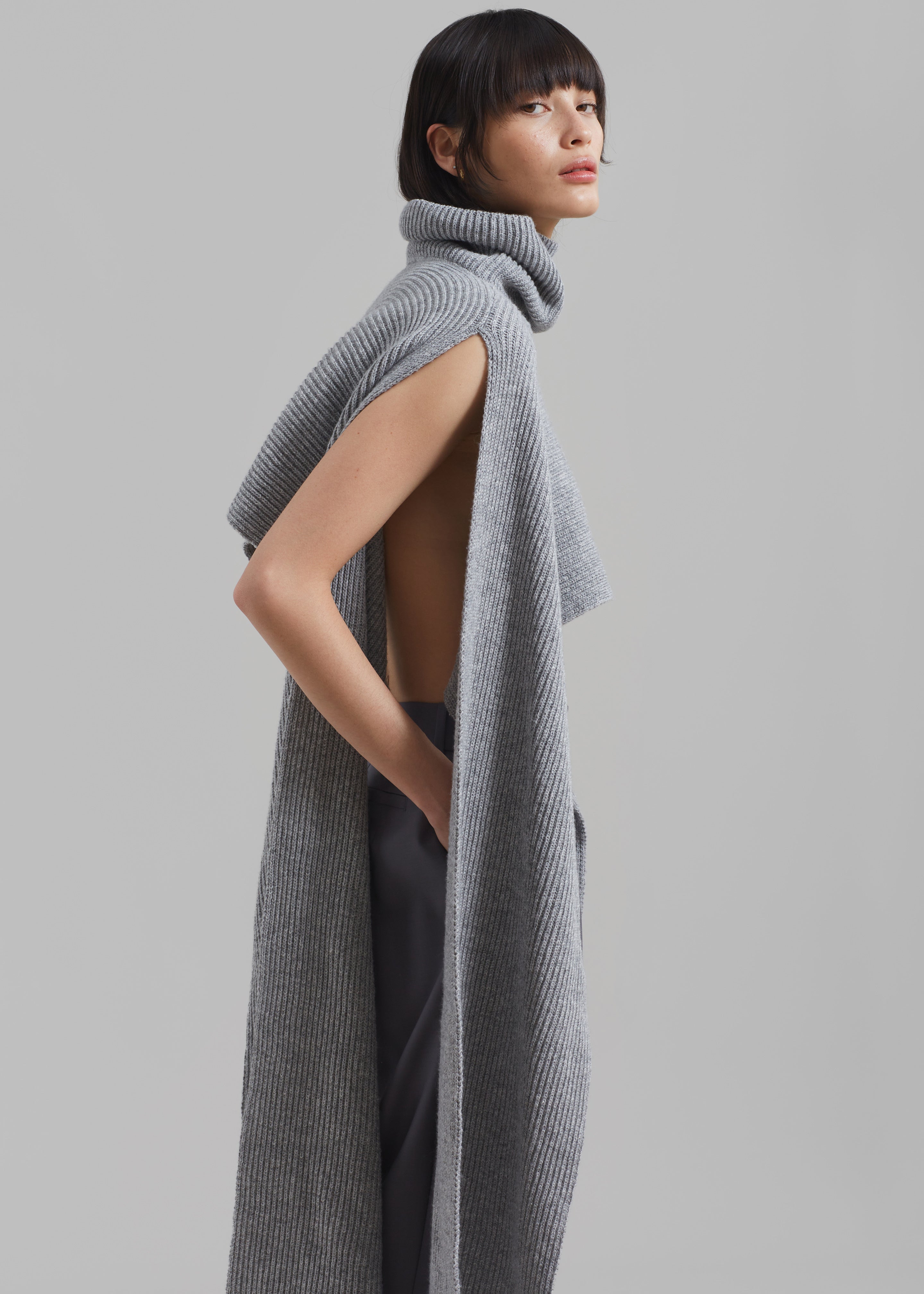 Bobbie Cropped Turtleneck Poncho - Grey - 6