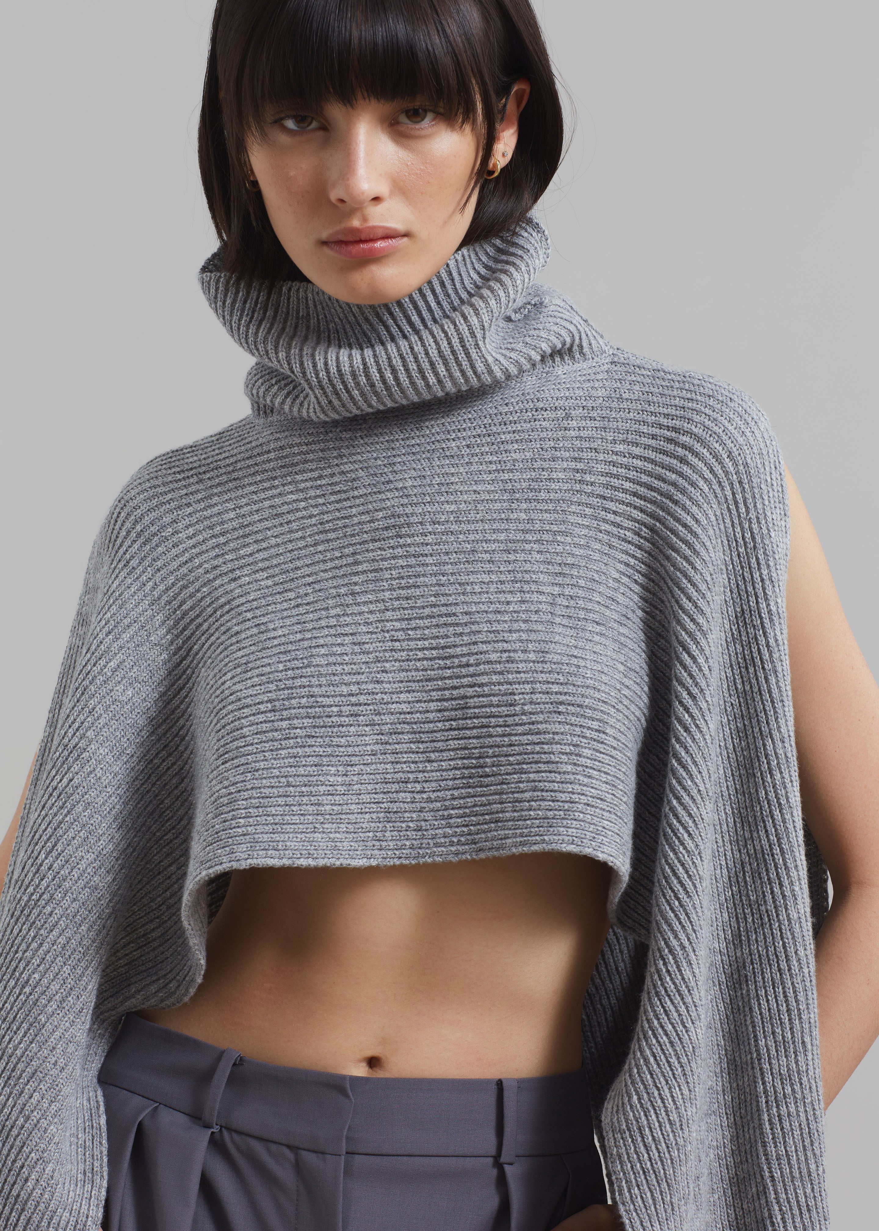 Bobbie Cropped Turtleneck Poncho - Grey - 5