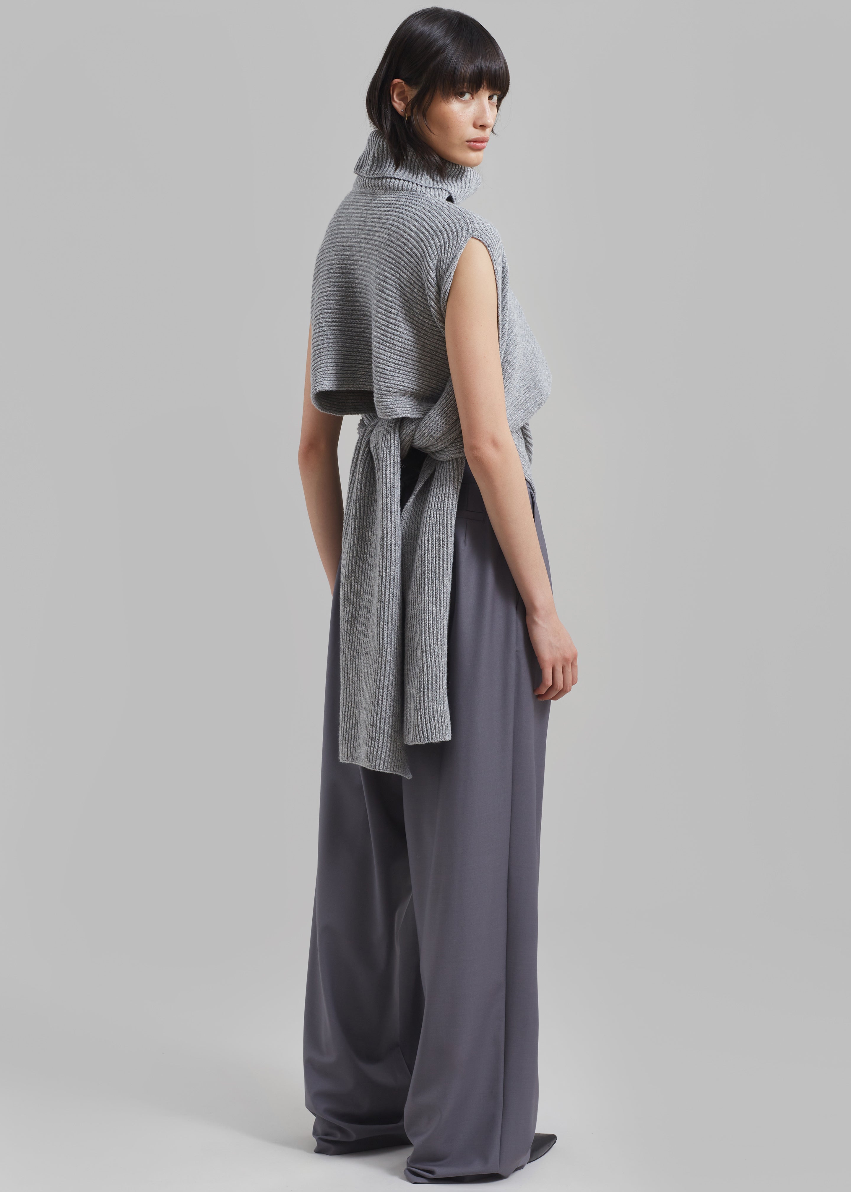 Bobbie Cropped Turtleneck Poncho - Grey - 8