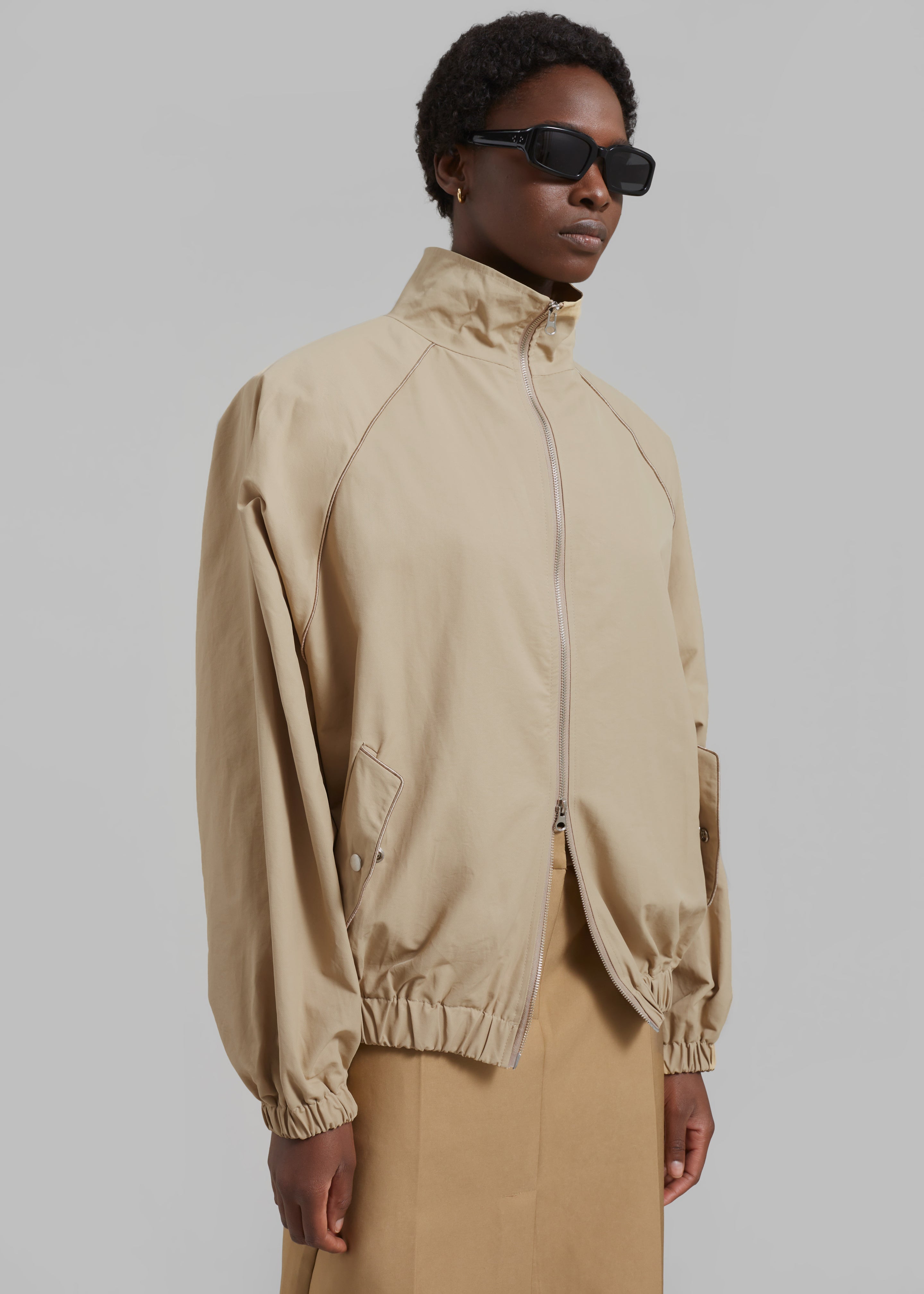 Carlisle Light Jacket - Beige - 1