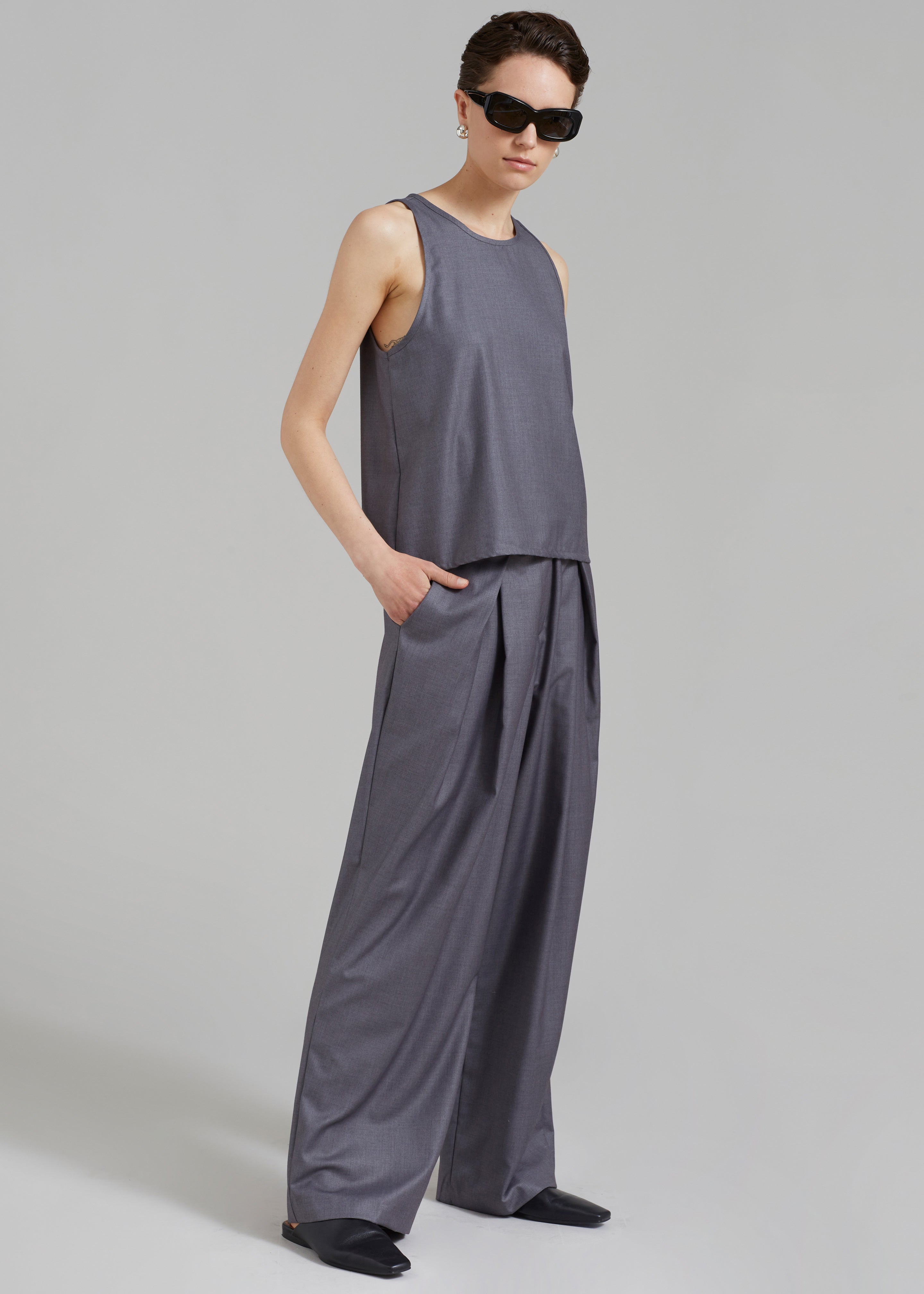 Clay Sleeveless Top - Grey - 9