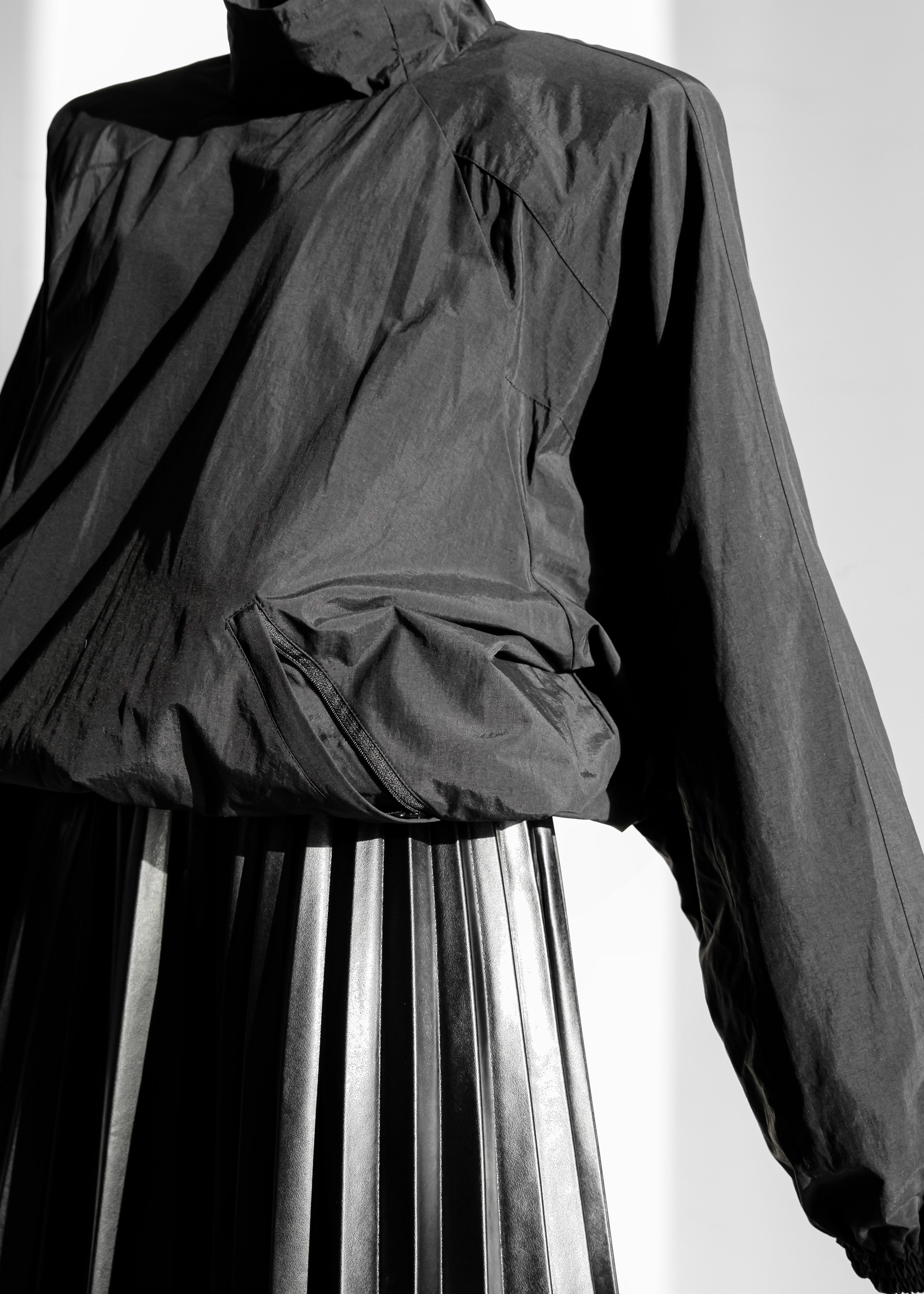 Doyle Mockneck Anorak - Black - 10