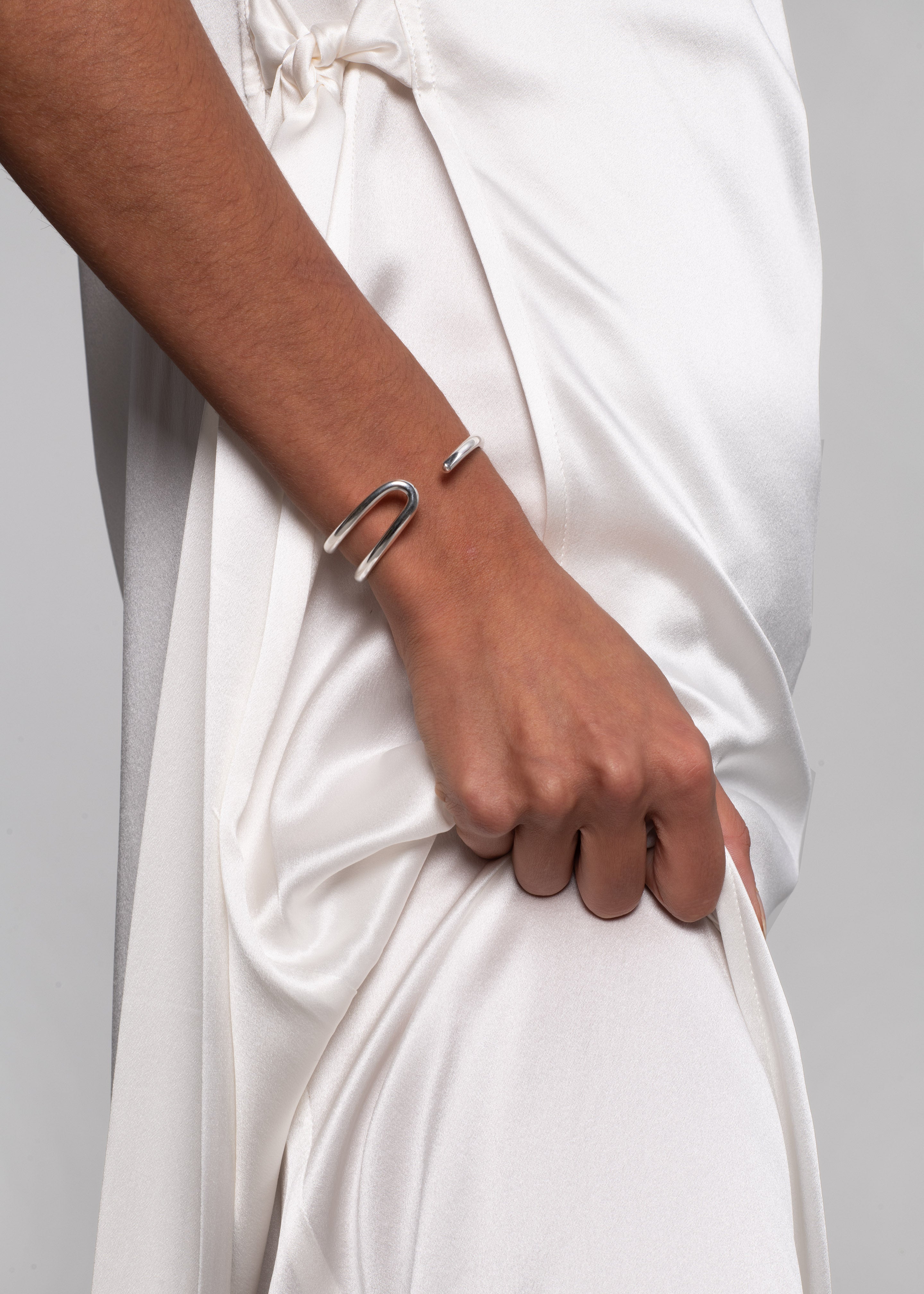 Fay Andrada Lasso Cuff - Silver - 1