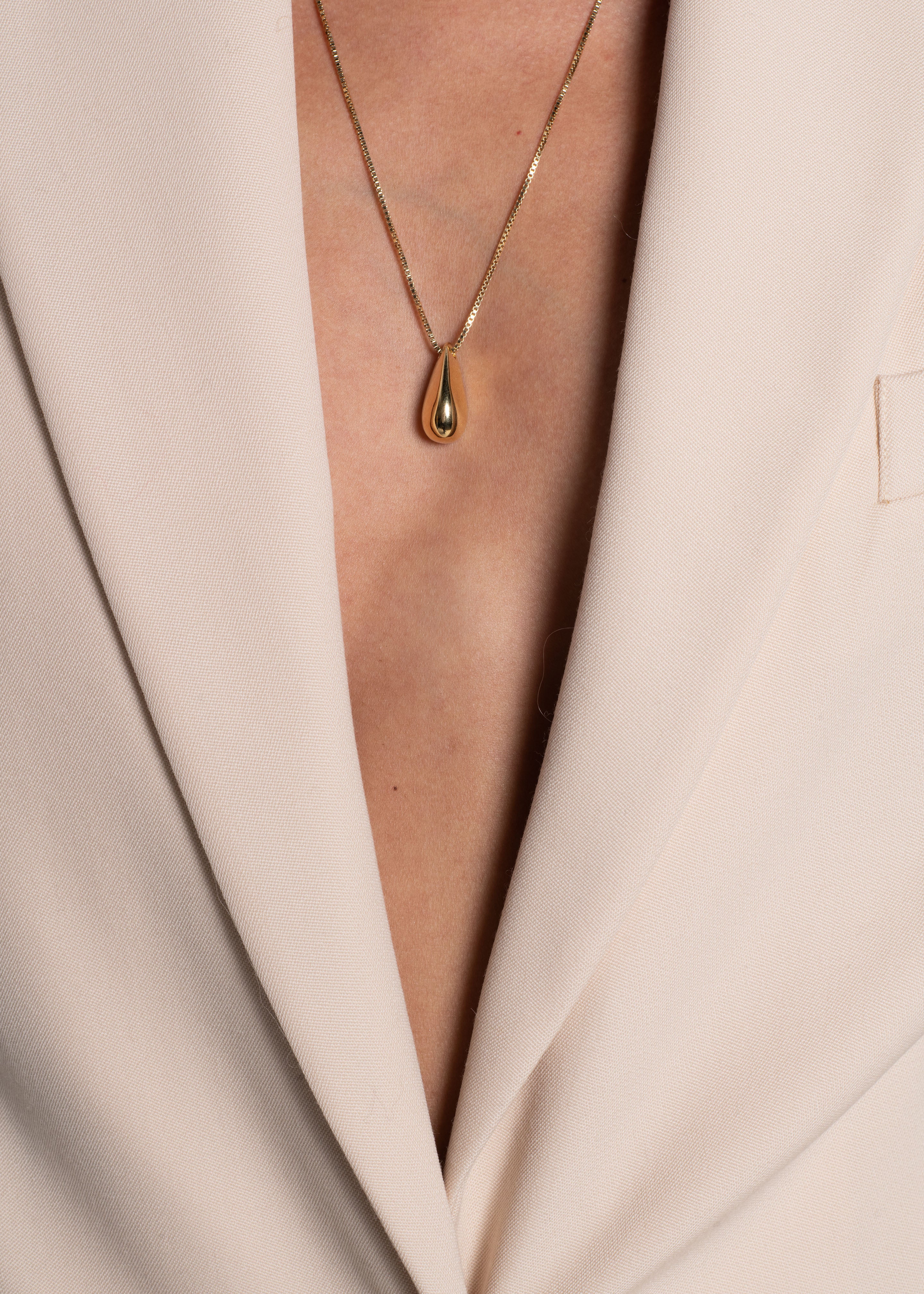 Fay Andrada Nena Pendant Necklace - Gold - 4