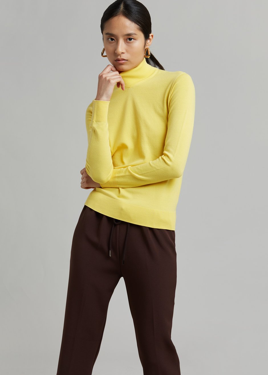 Verona Knit Turtleneck - Lemon - 3