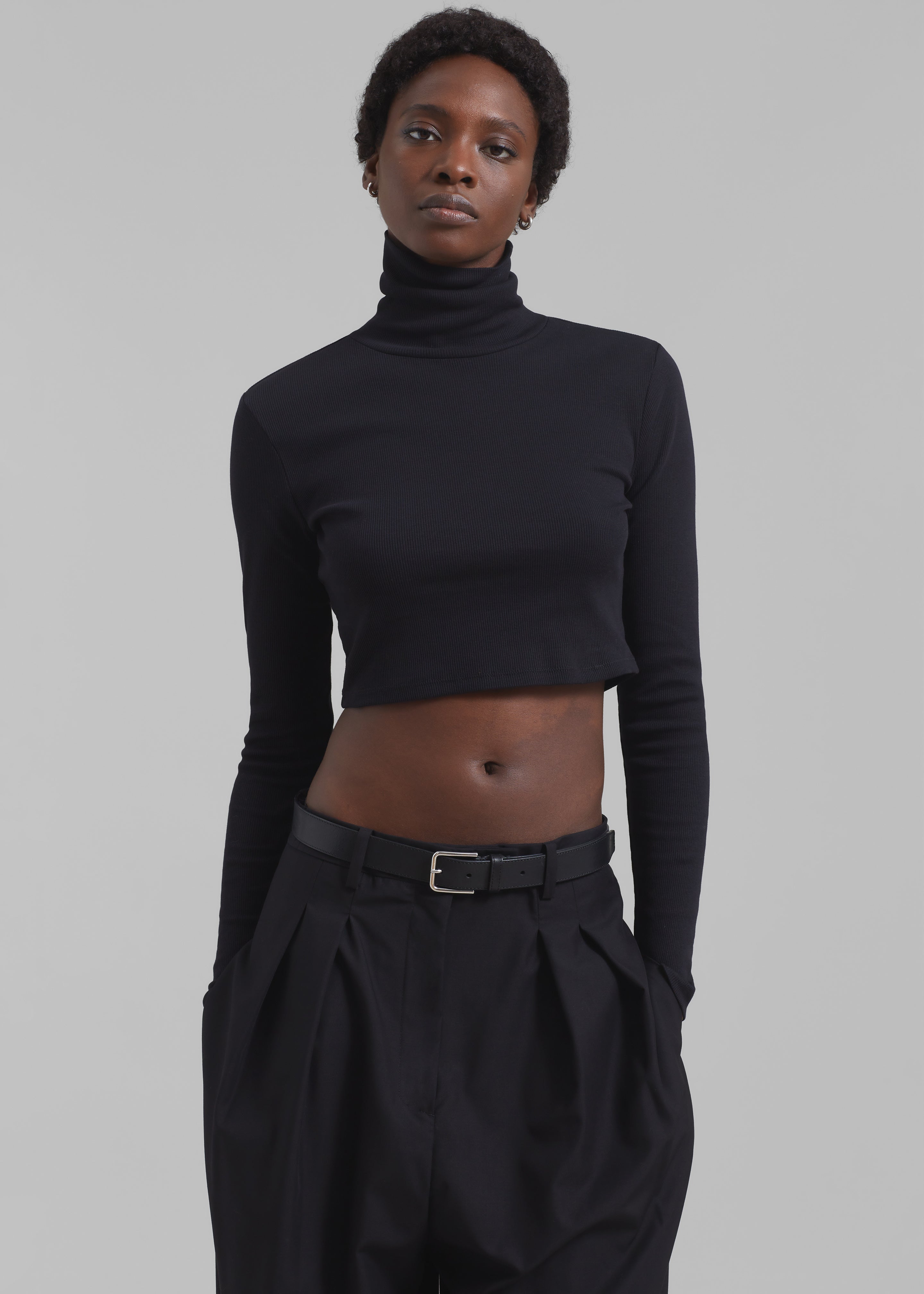 Gestuz Drew GZ LS Cropped Rollneck - Black - 3