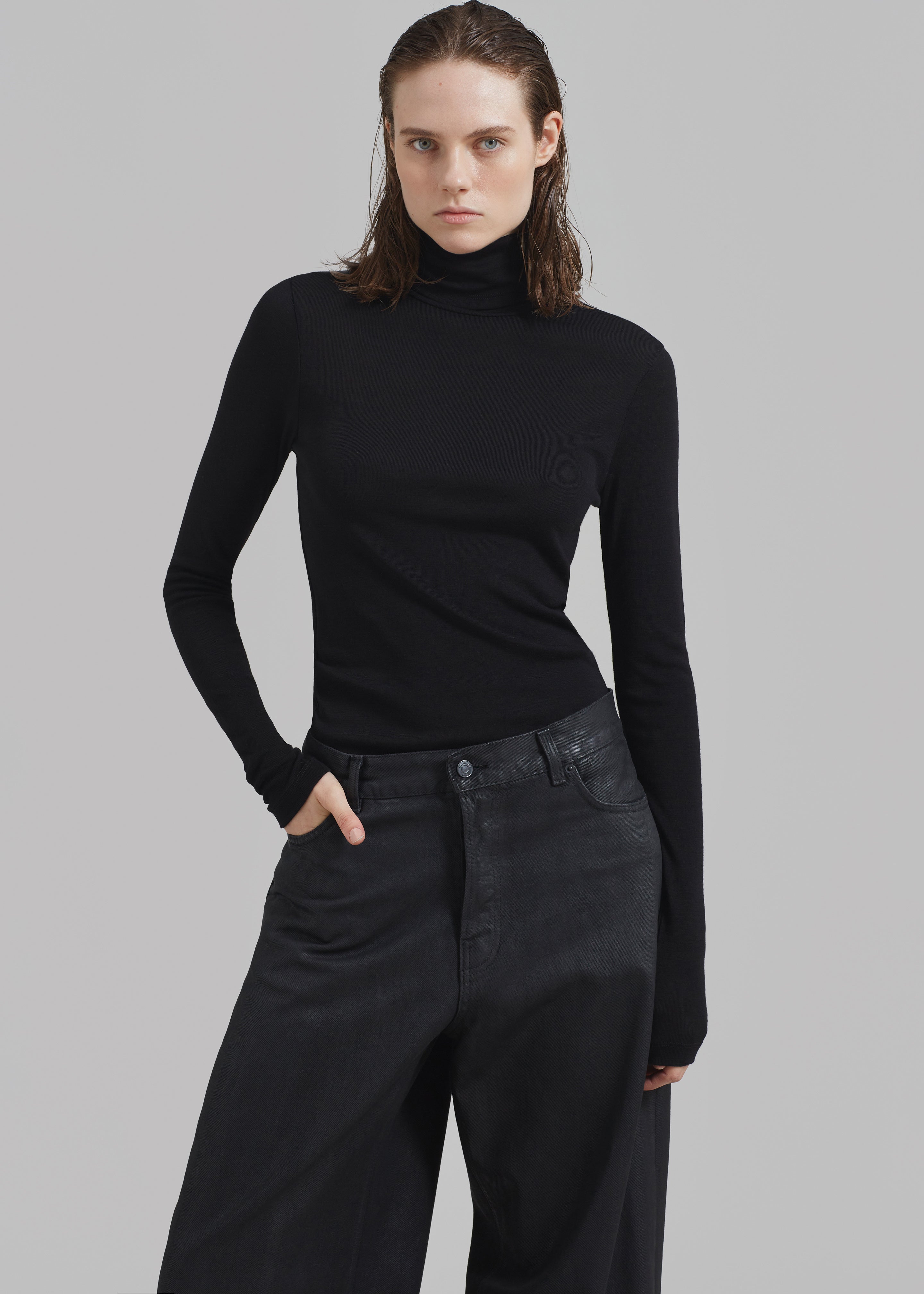 Haikure Bethany Pants - Black Coated - 6