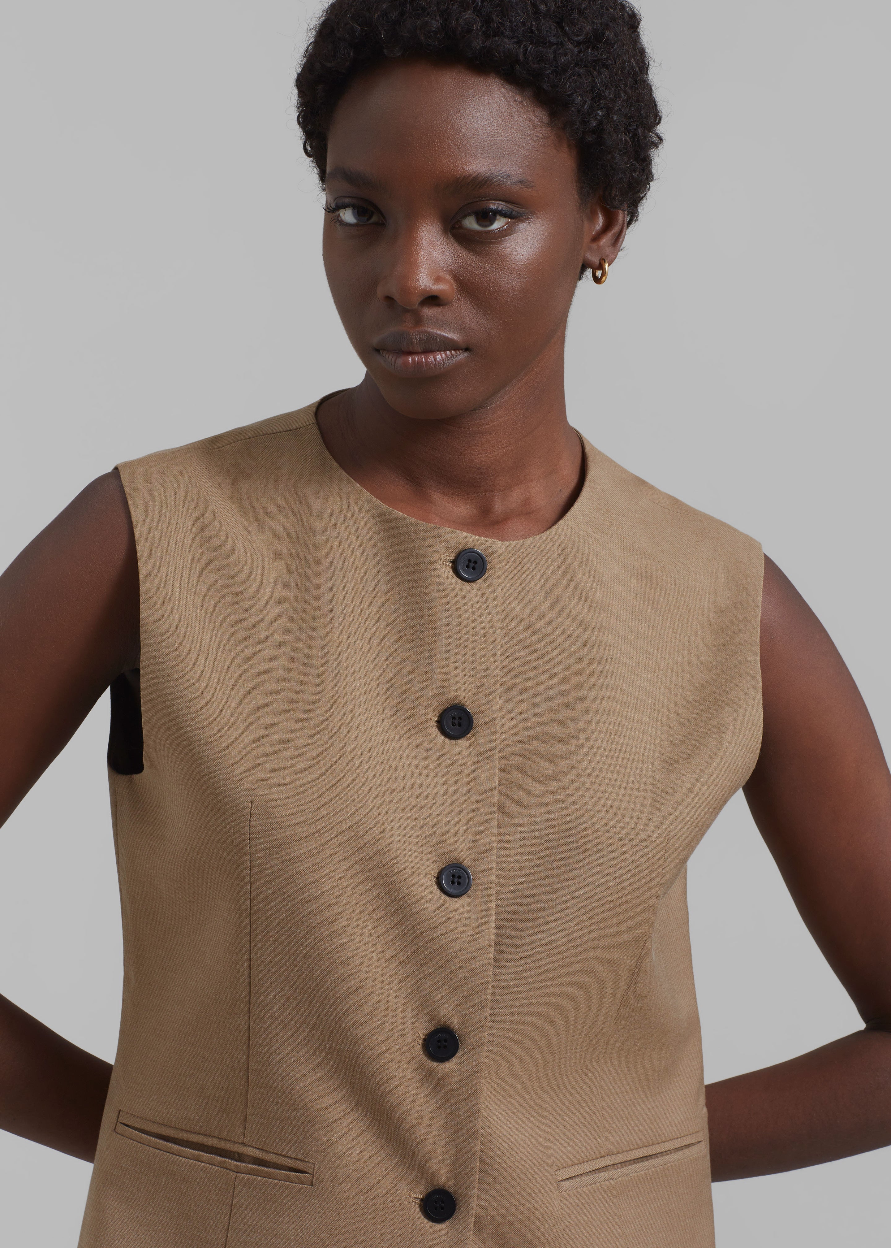 Jenni Vest - Brown - 6
