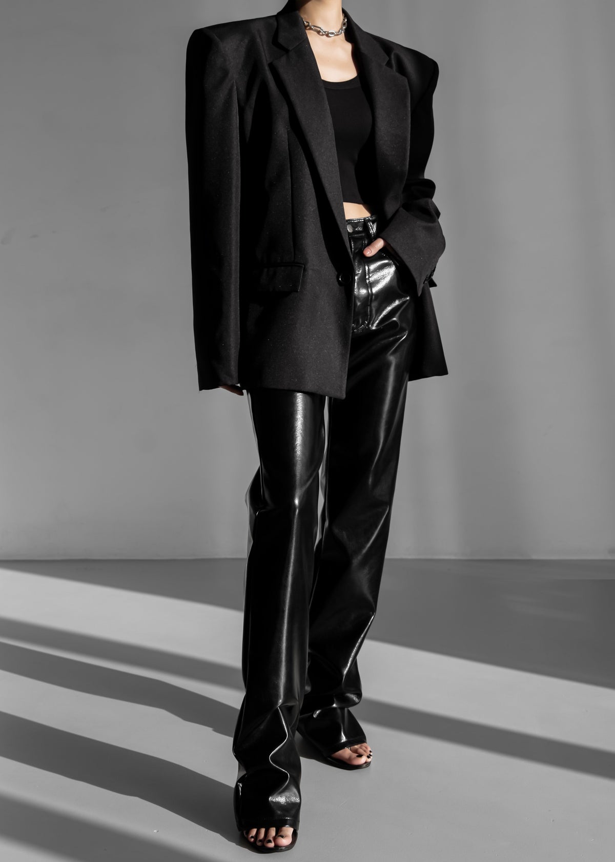 Jun Blazer - Black - 8