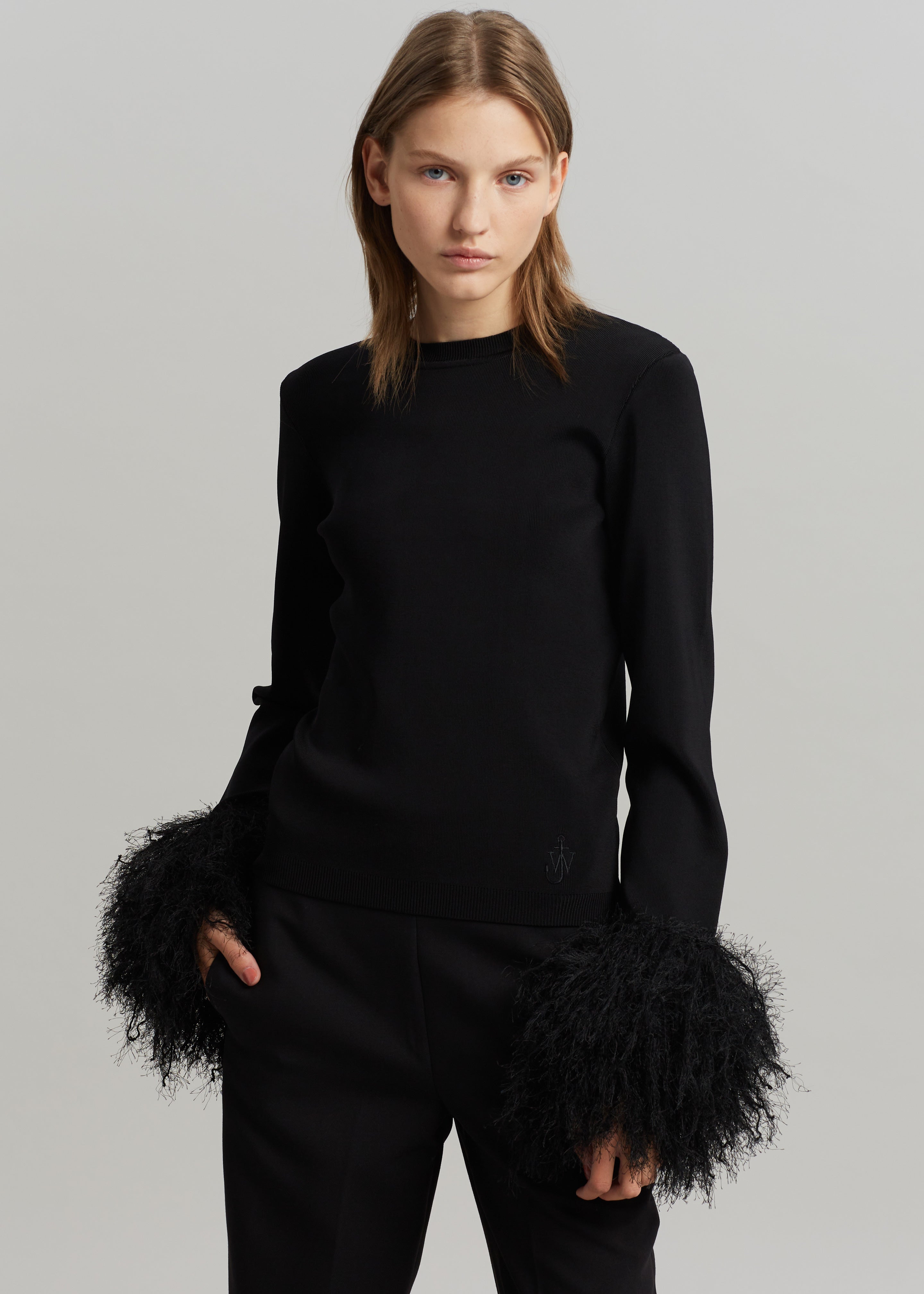 Black pom shop pom jumper