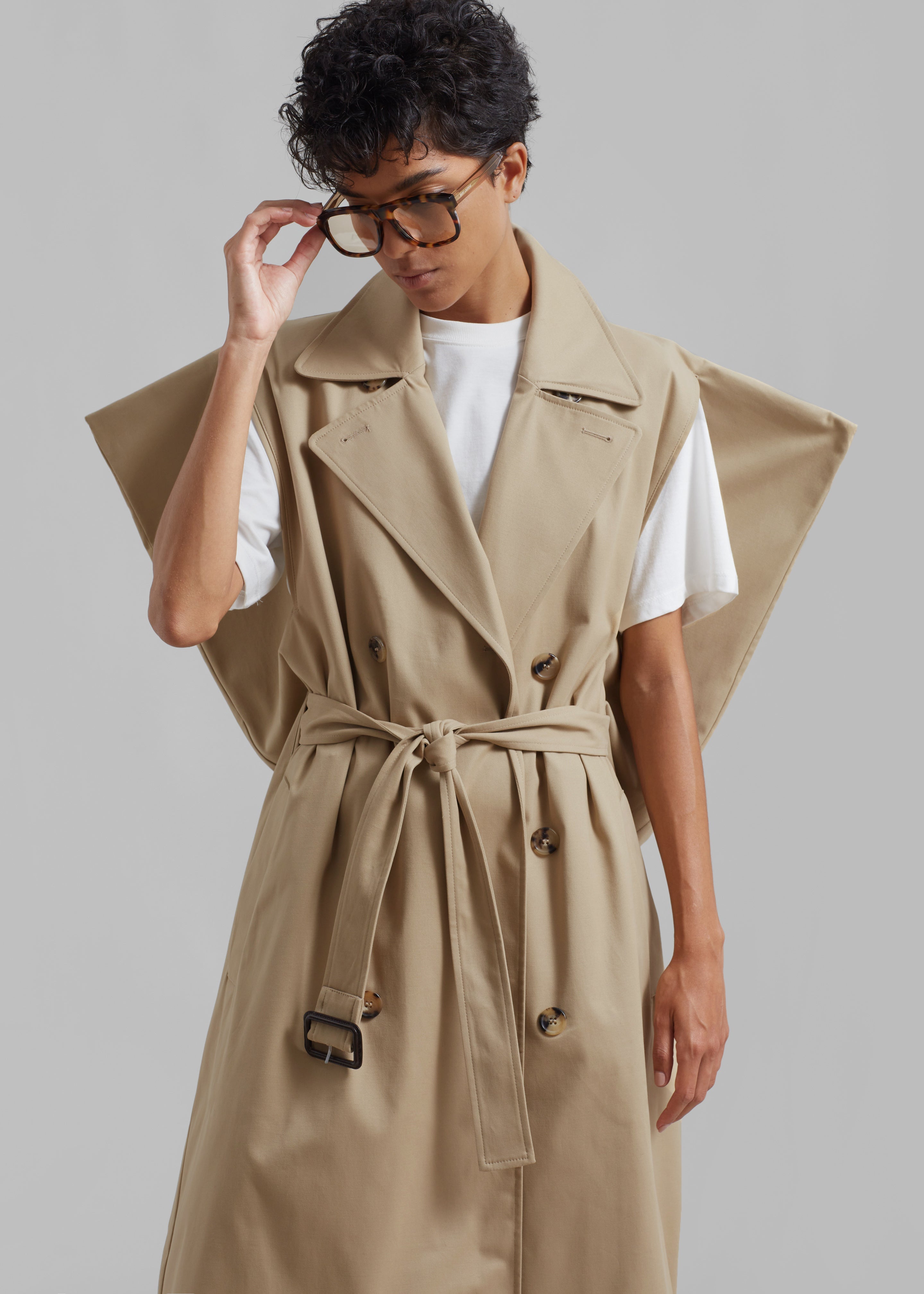JW Anderson Sleeveless Kite Trench Coat - Flax - 4