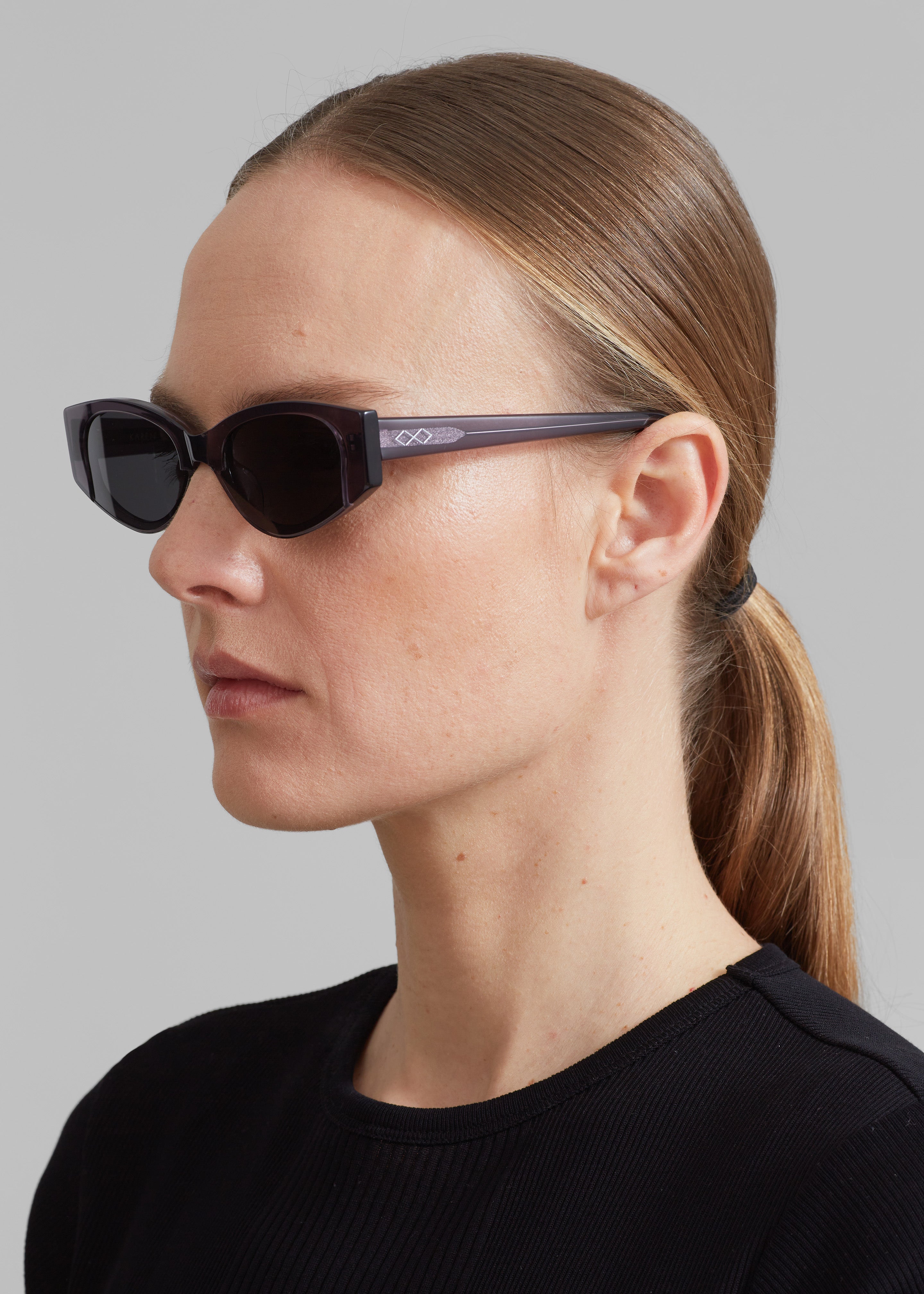 Karen Wazen Dixy Sunglasses - Smoky Grey - 4