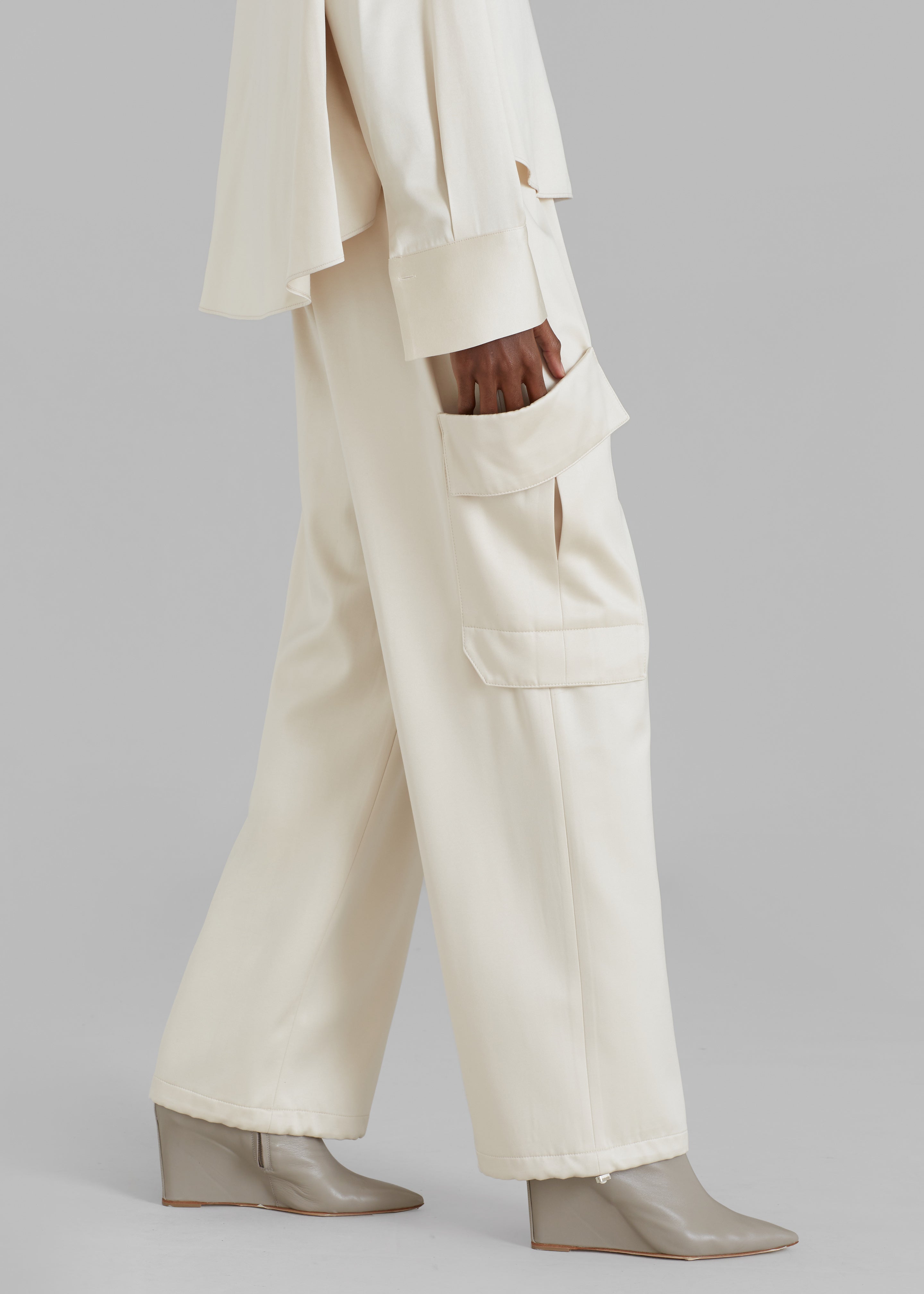 Kemp Silky Cargo Pants - Cream - 2