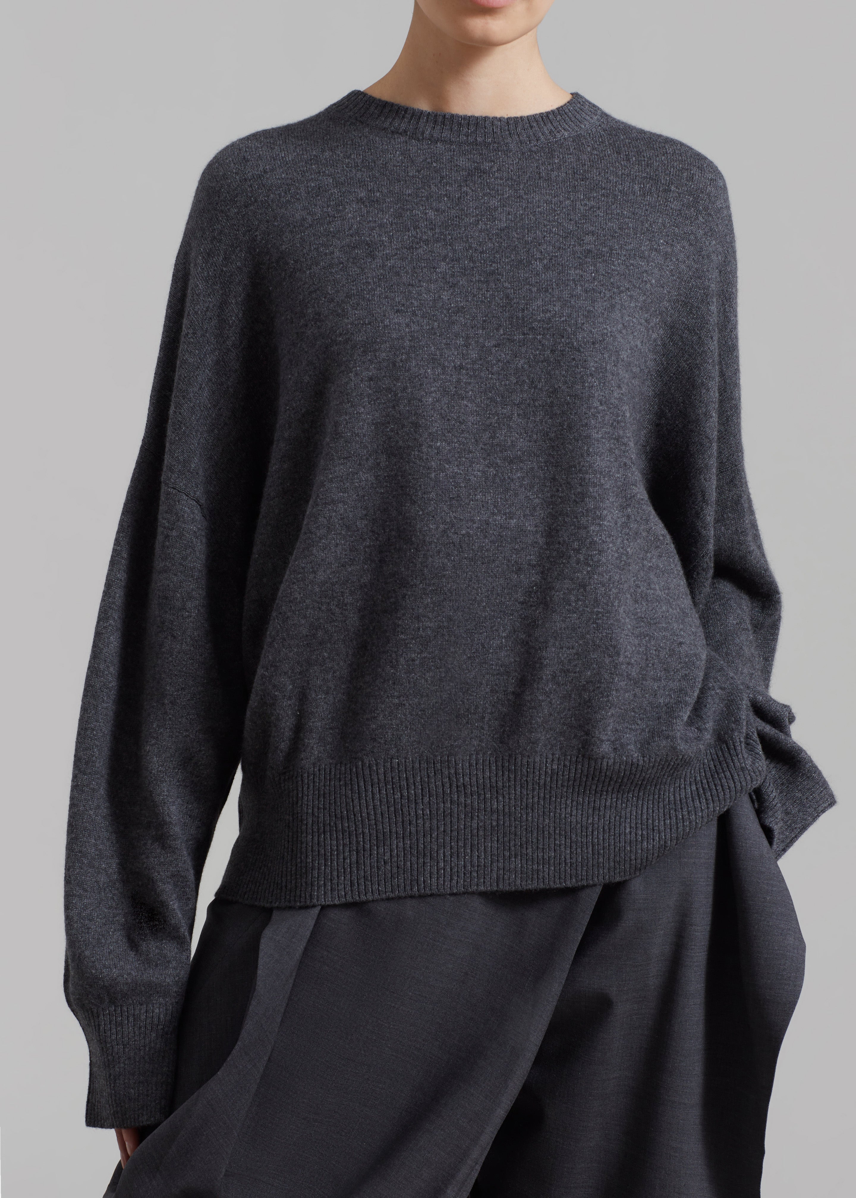 Loulou Studio Anaa Cashmere Sweater - Anthracite Melange - 3