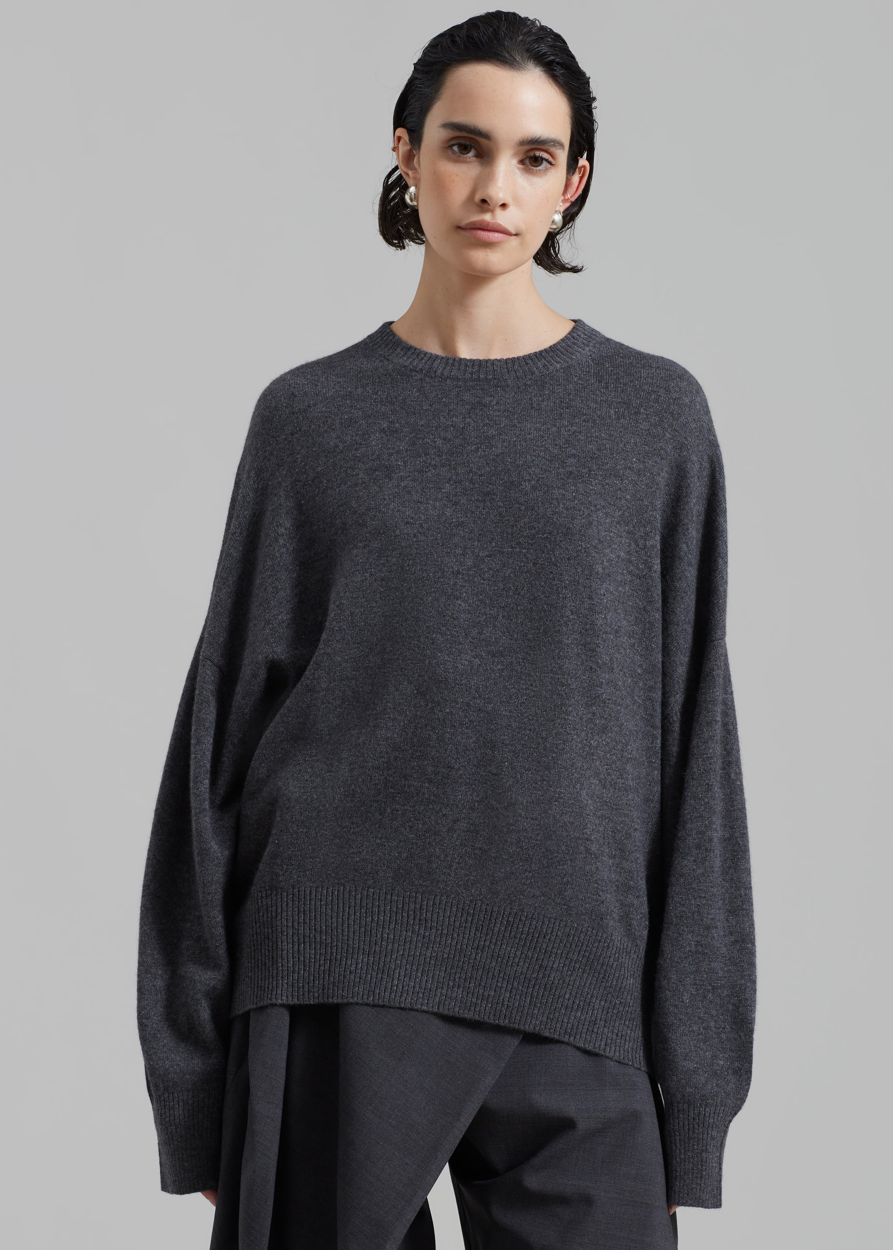 Loulou Studio Anaa Cashmere Sweater - Anthracite Melange - 4