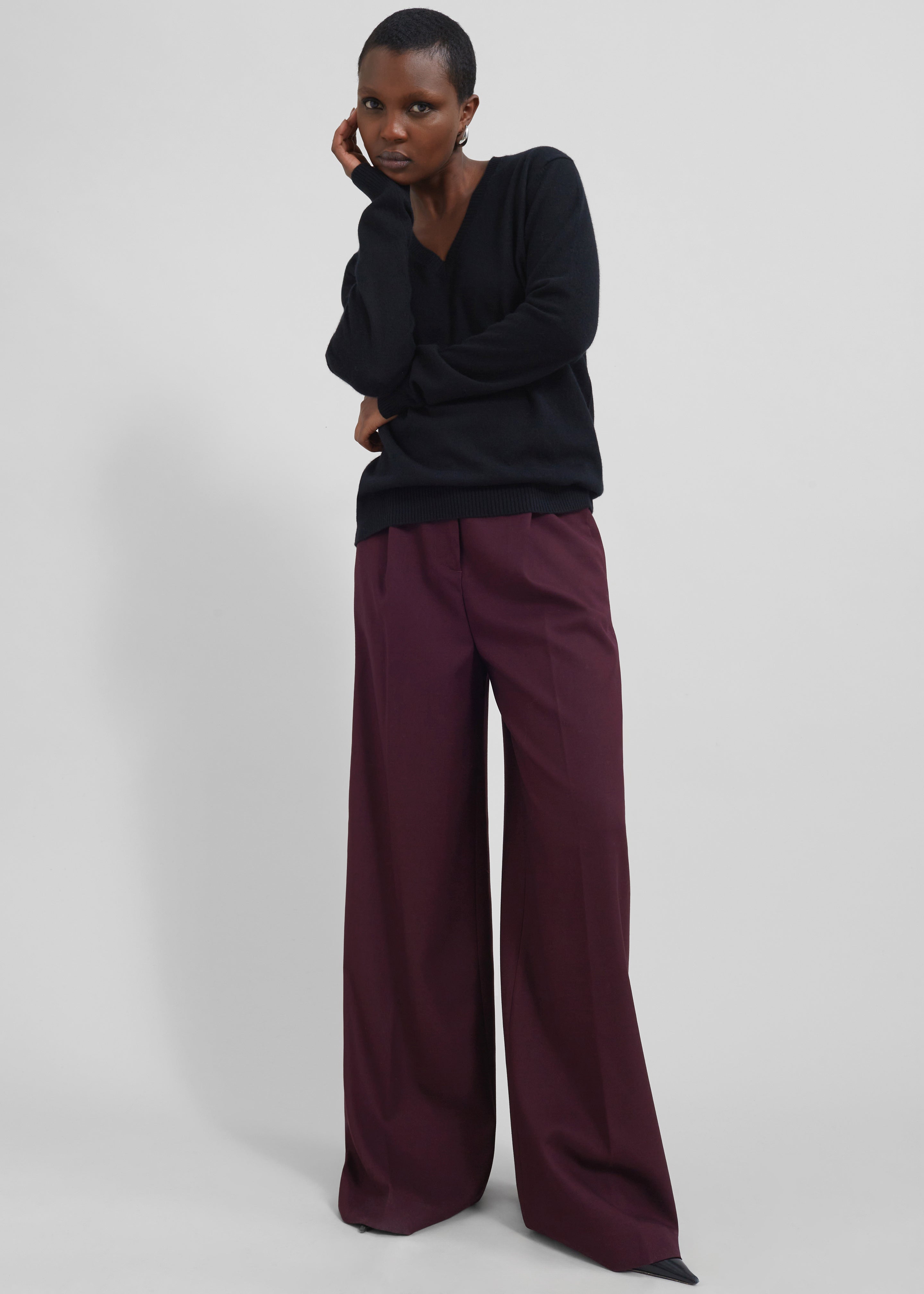 Loulou Studio Serafini V Neck Cashmere Sweater - Black - 4