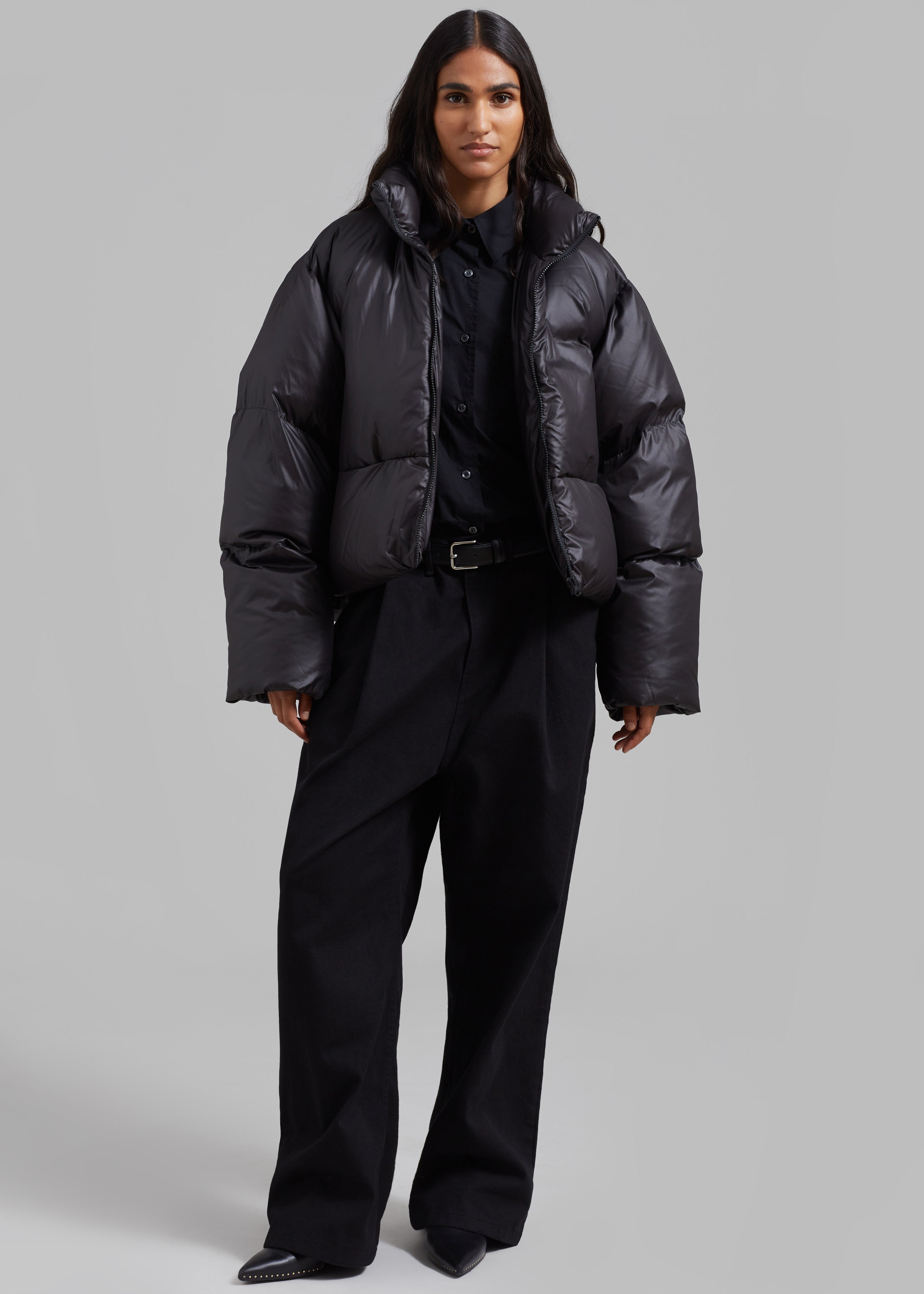 Low Classic Volume Puffer Jacket - Black - 2