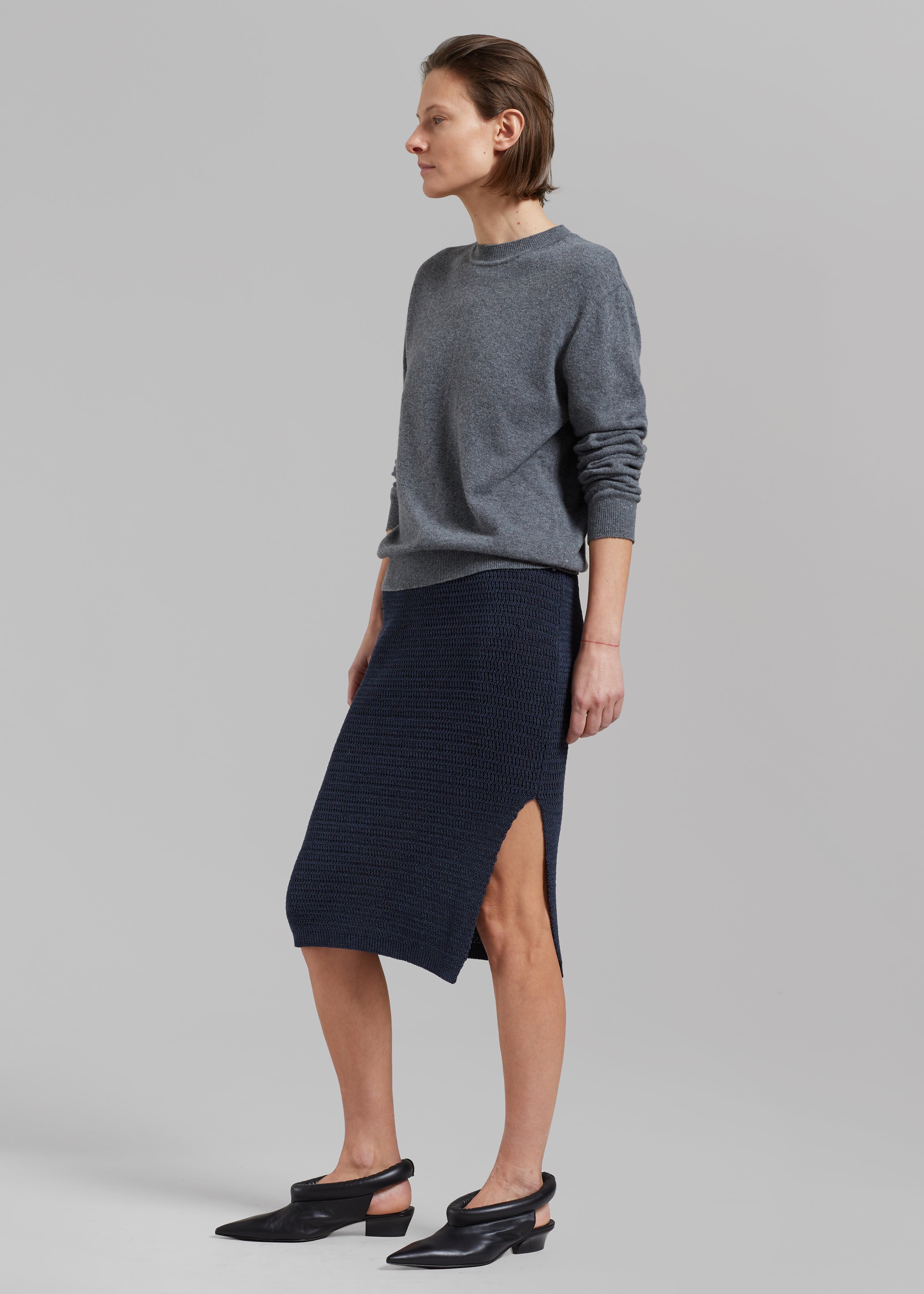 Low Classic Side Slit Knit Skirt - Navy - 2