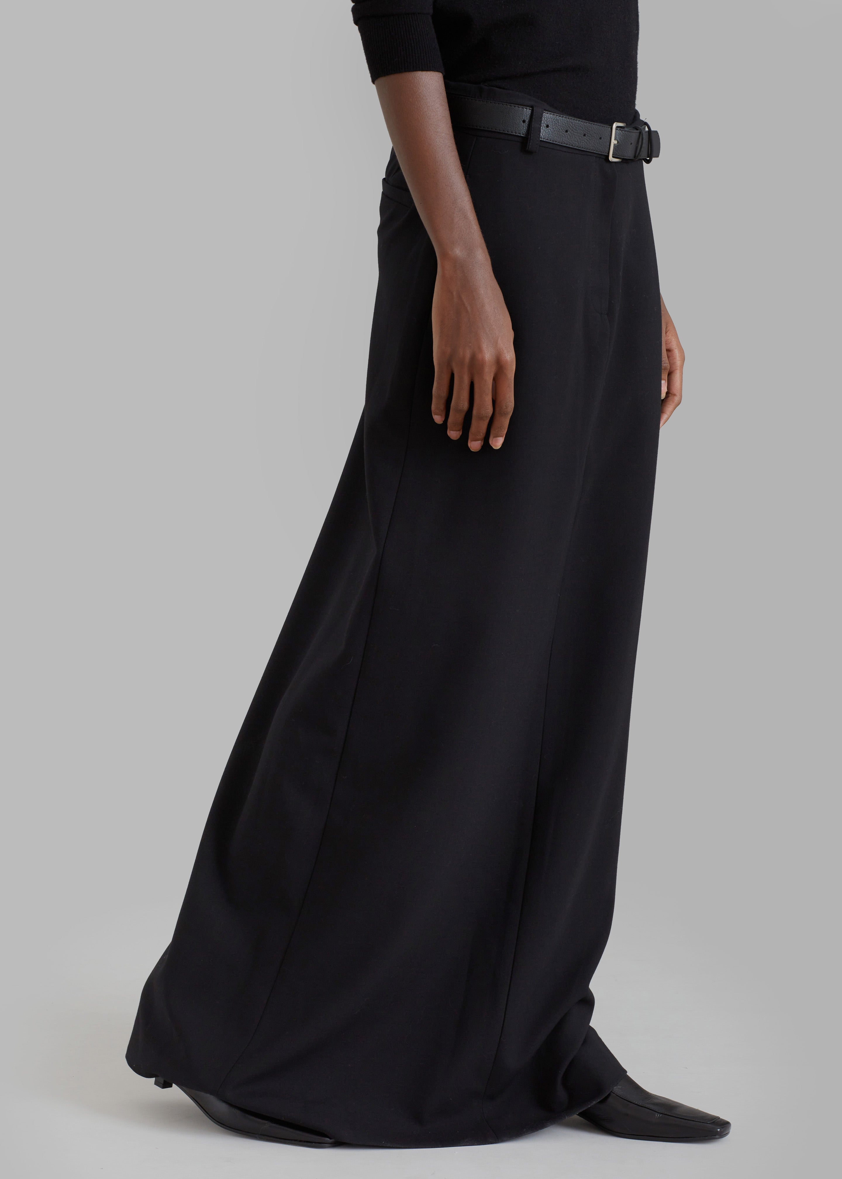 Malvo Long Pencil Skirt - Black - 10