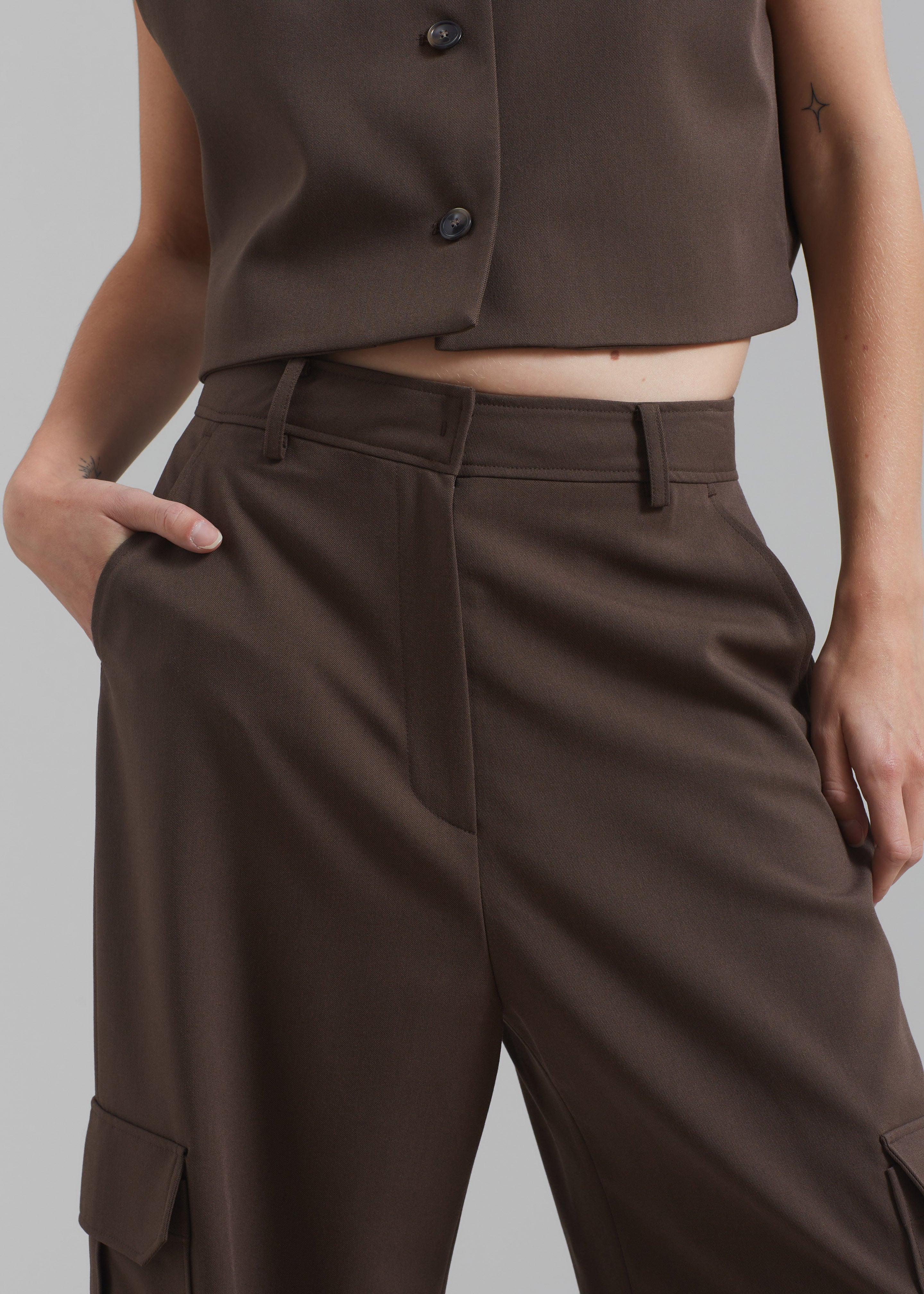 Narci Cargo Pants - Brown - 3