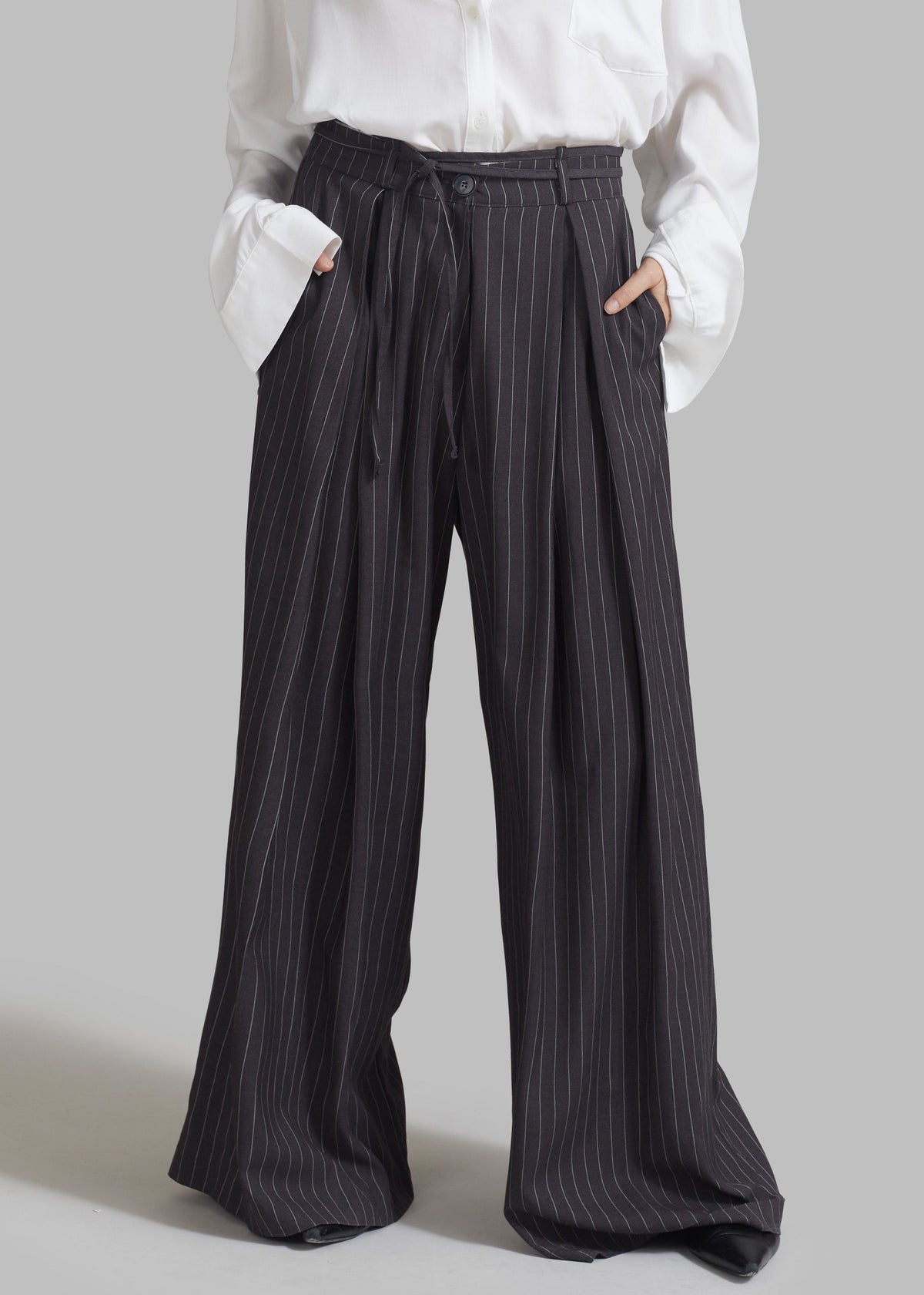 Noor Wide Pants - Grey Pinstripe - 4
