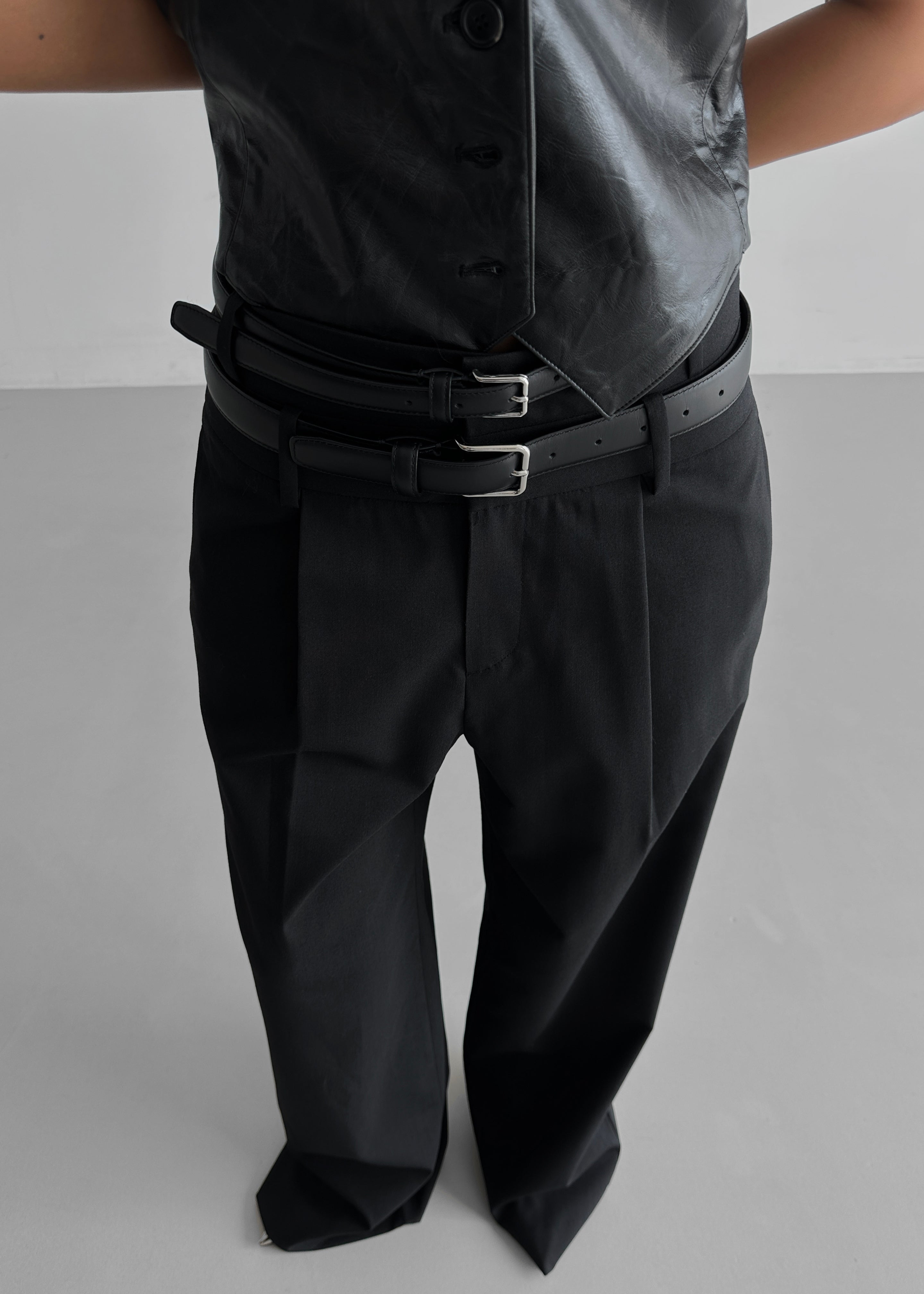 Olwen Pintuck Trousers - Black - 7