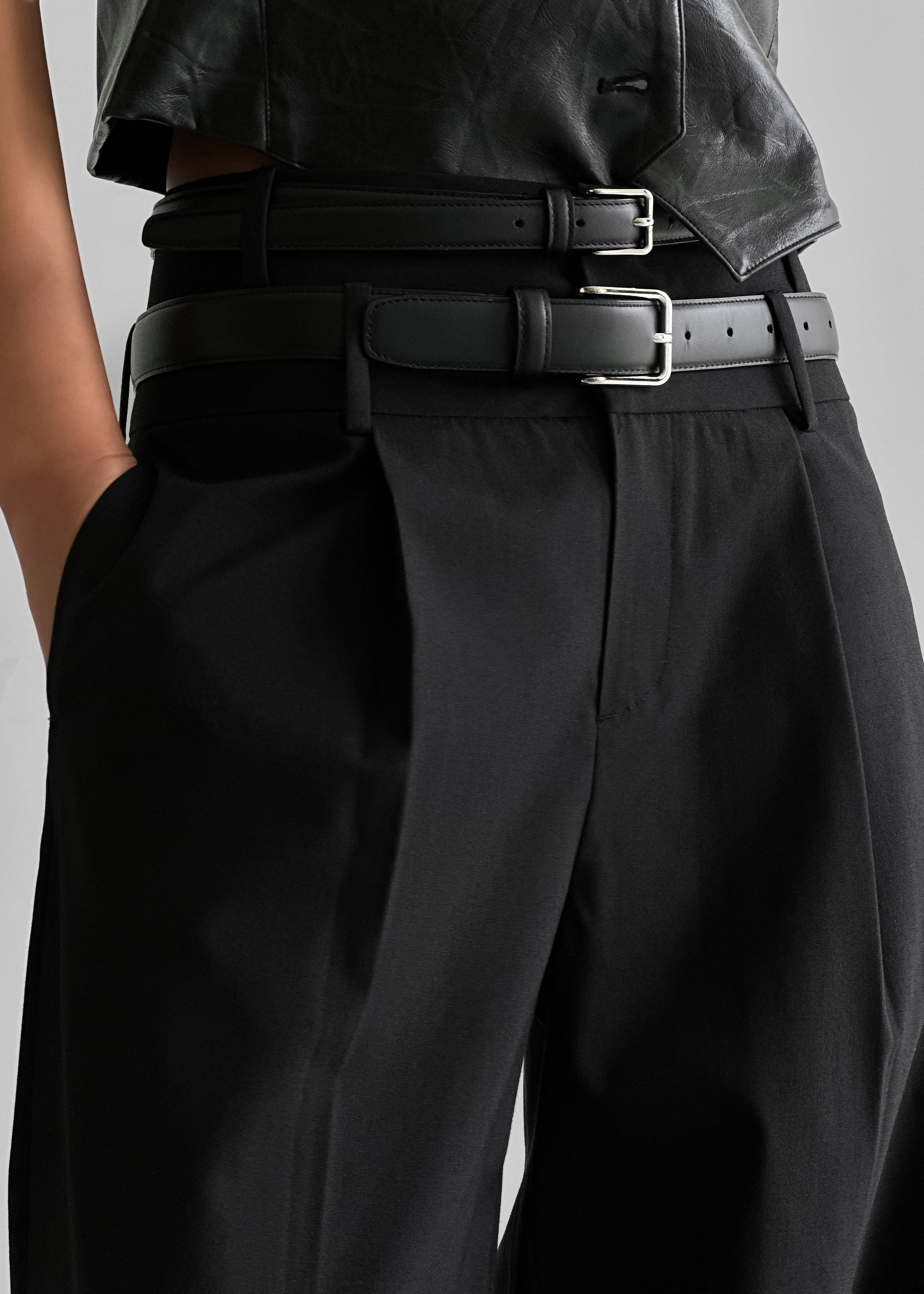 Olwen Pintuck Trousers - Black - 5