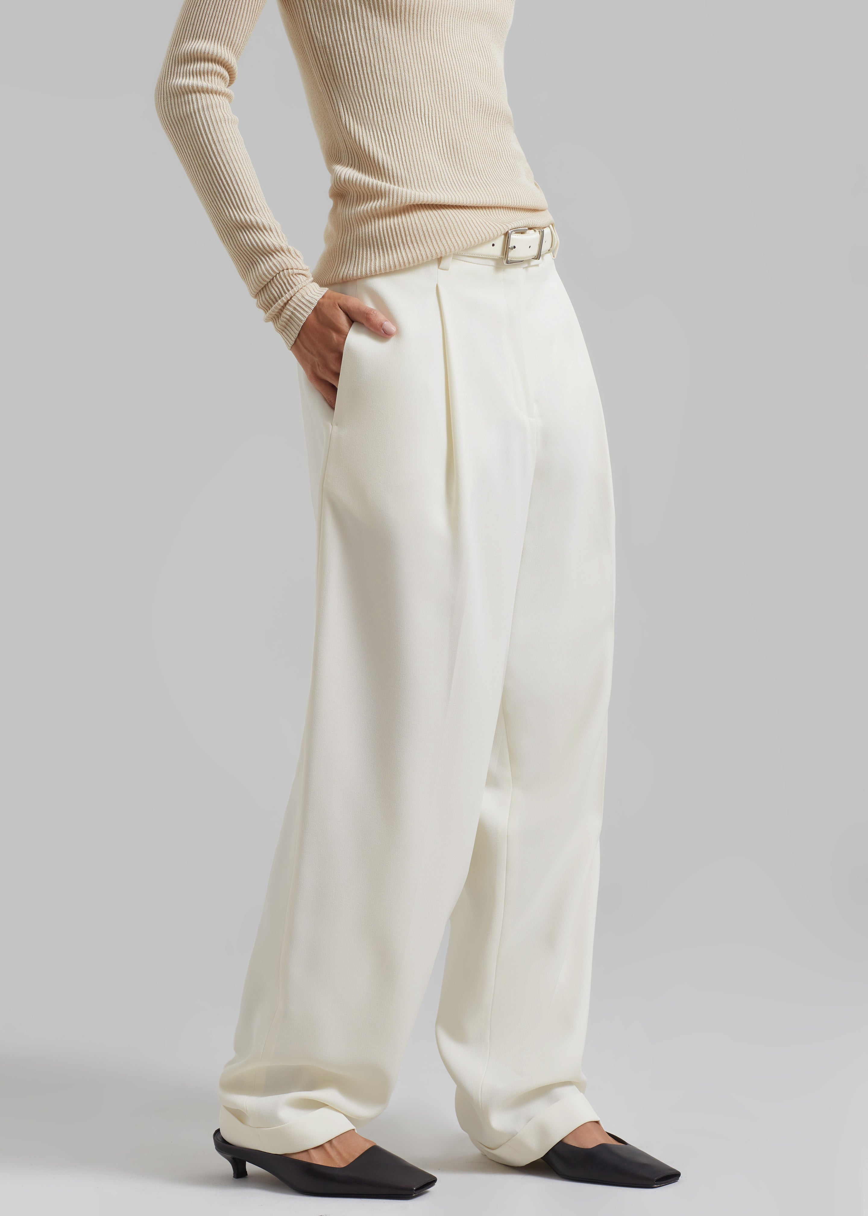 Quinnie Trousers - Cream - 3