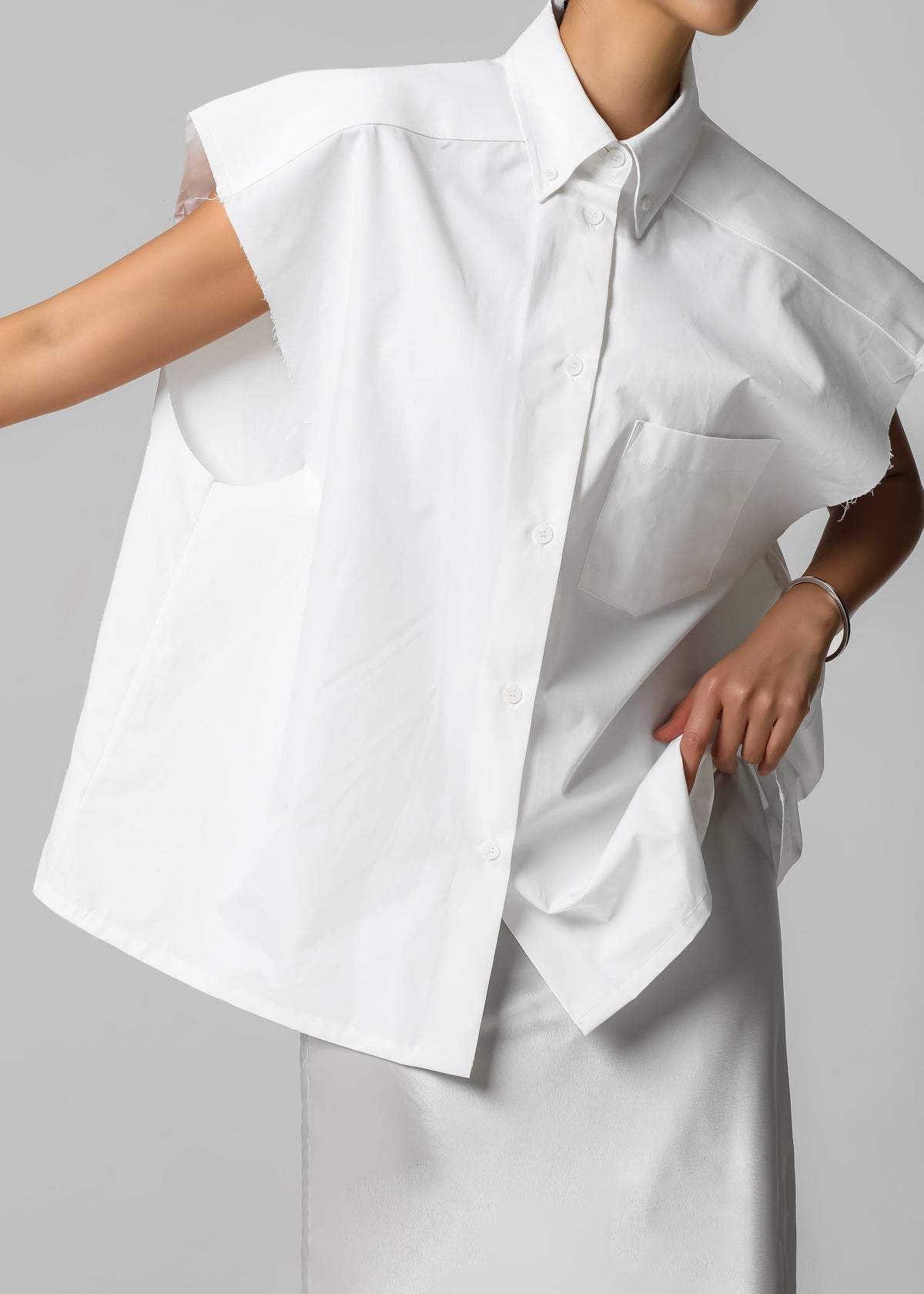 Rae Sleeveless Button Down Shirt - White - 1