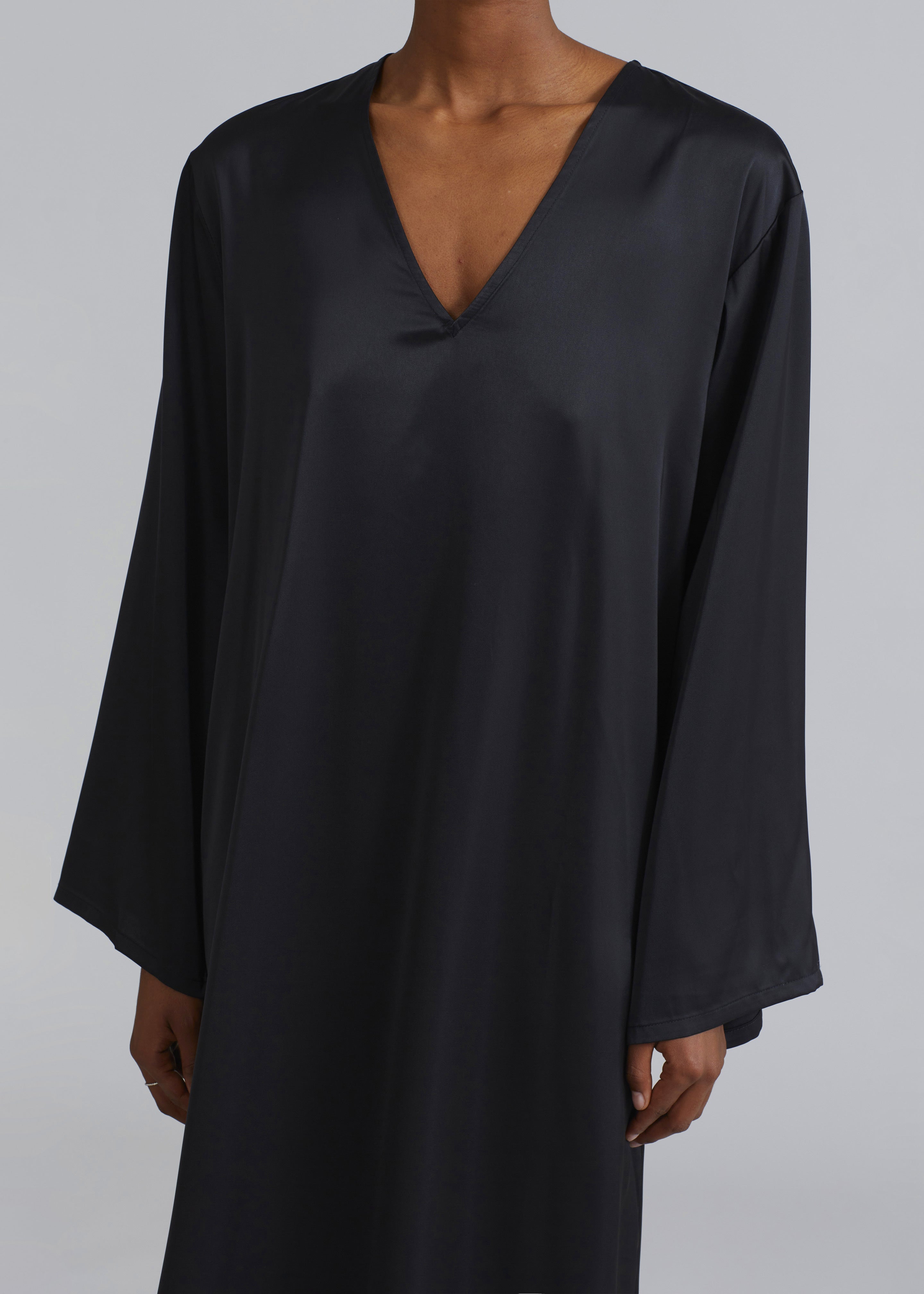 Solaqua V-Neck Dress - Noir - 5