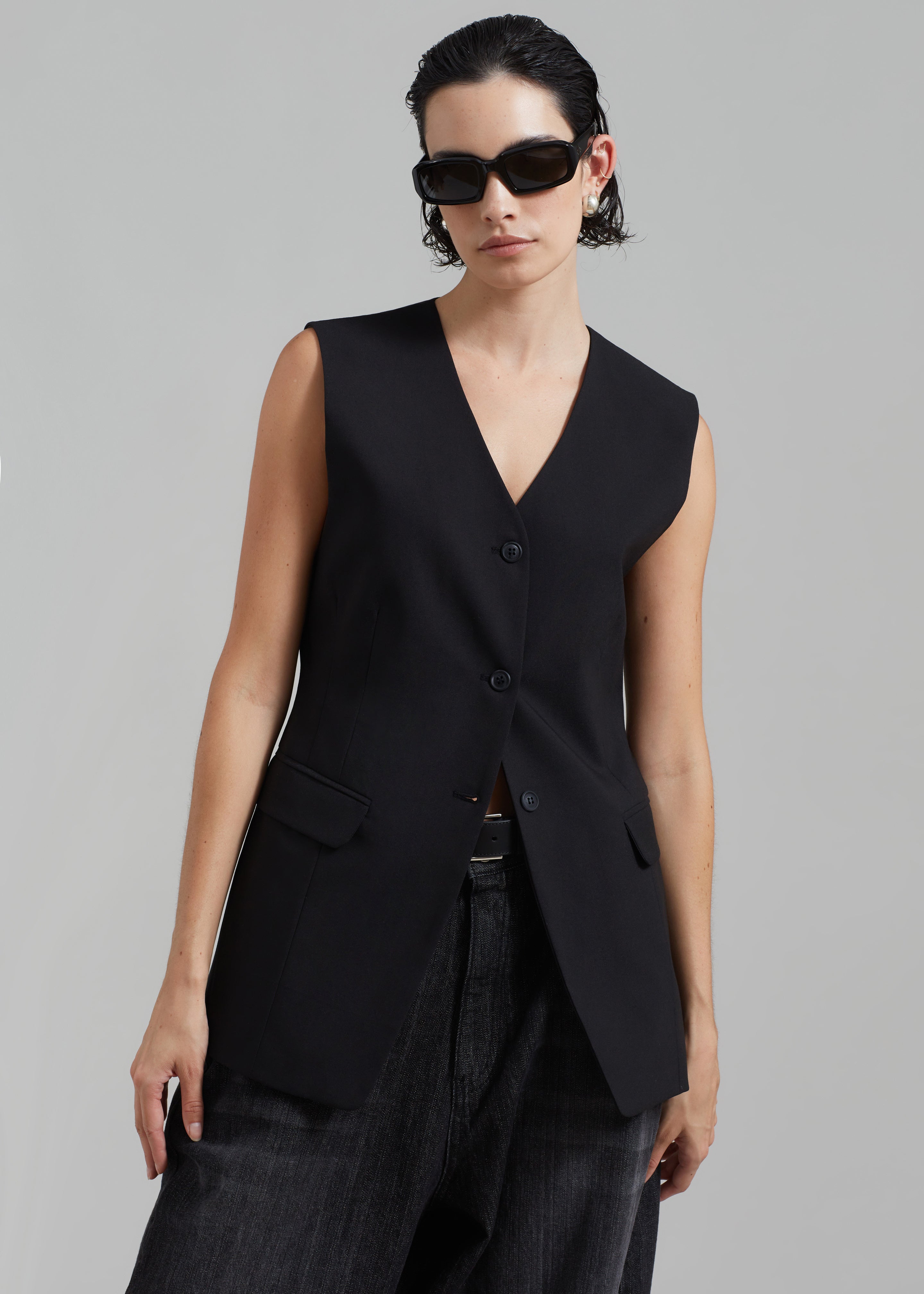 Sutton Vest - Black - 6