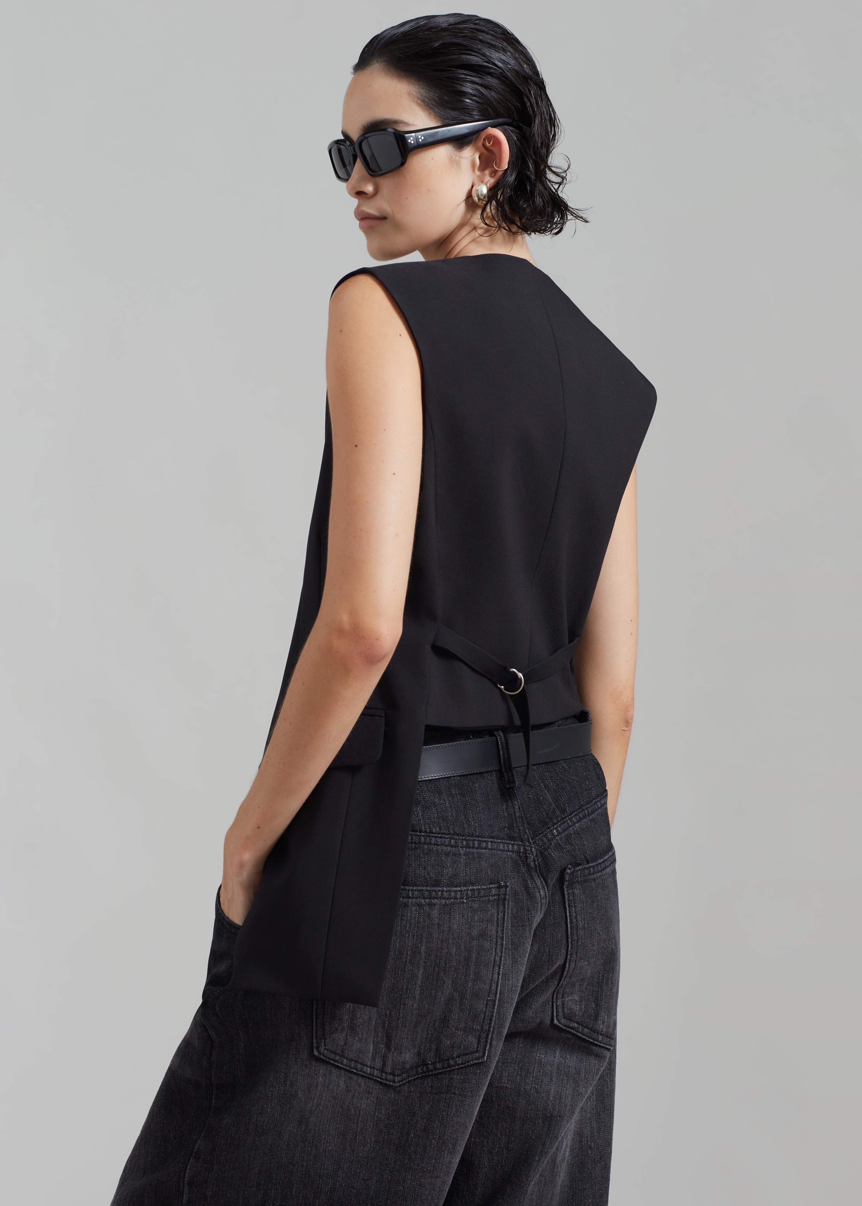 Sutton Vest - Black - 2
