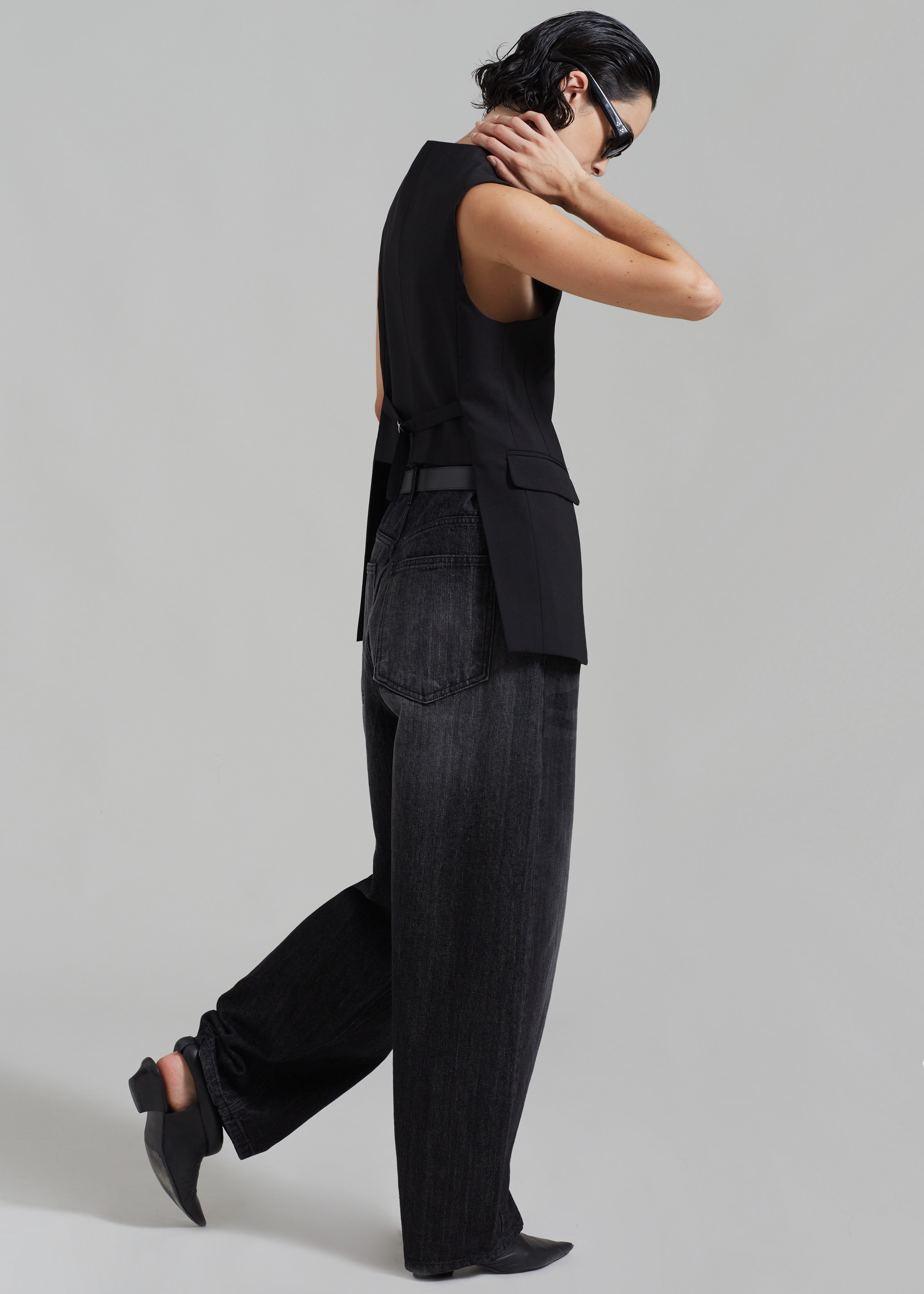 Sutton Vest - Black - 5