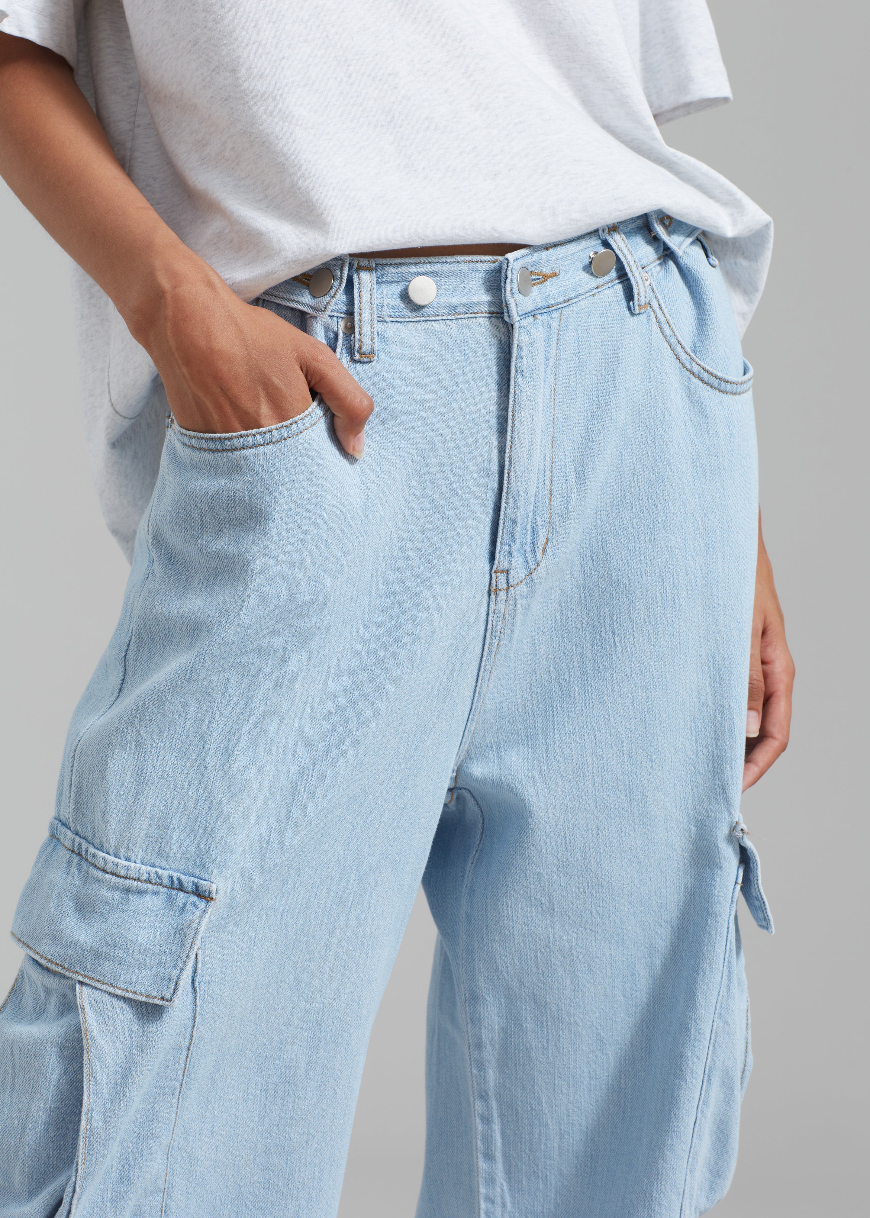 Tatum Cargo Jeans - Light Wash - 7