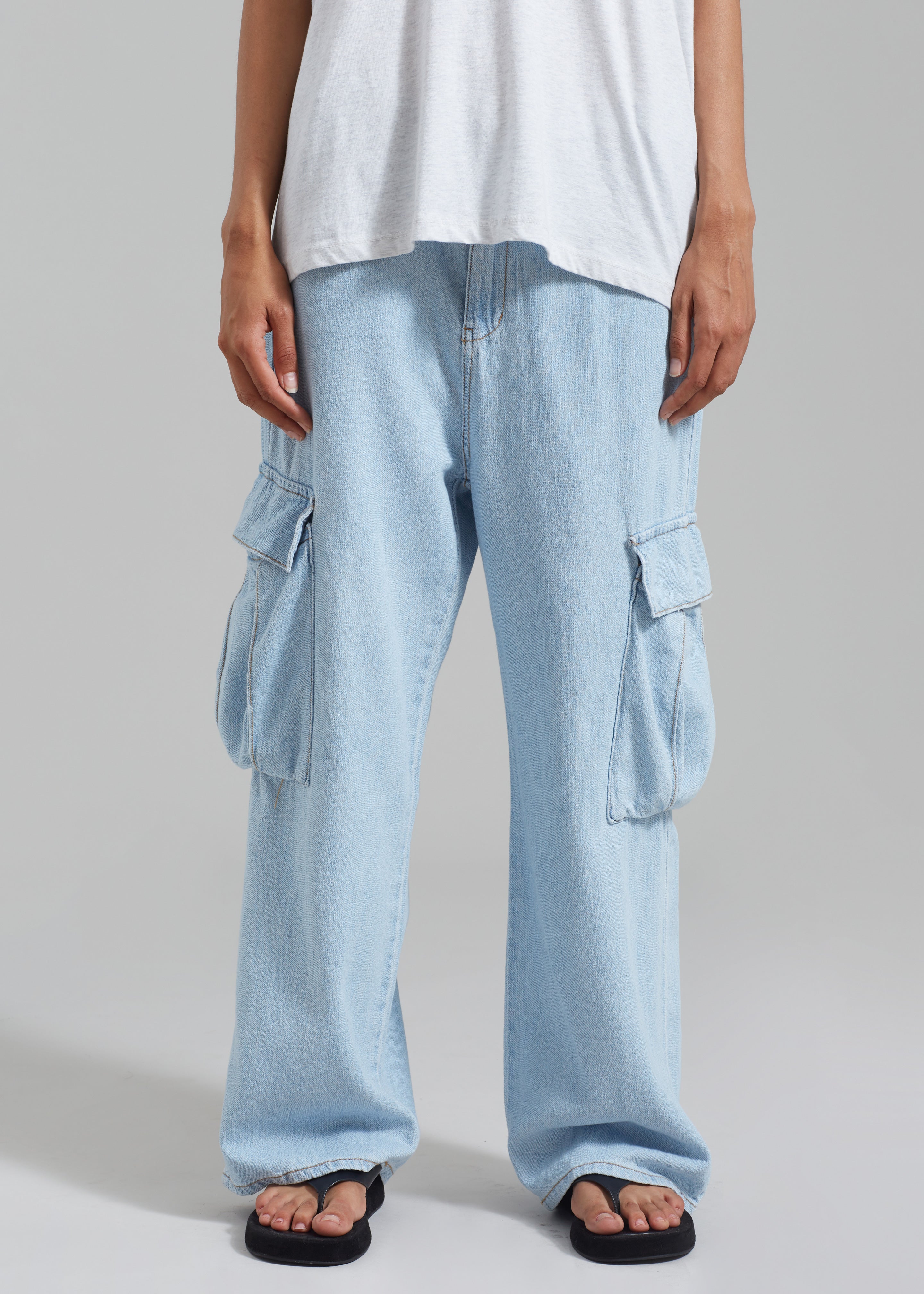 Tatum Cargo Jeans - Light Wash - 5