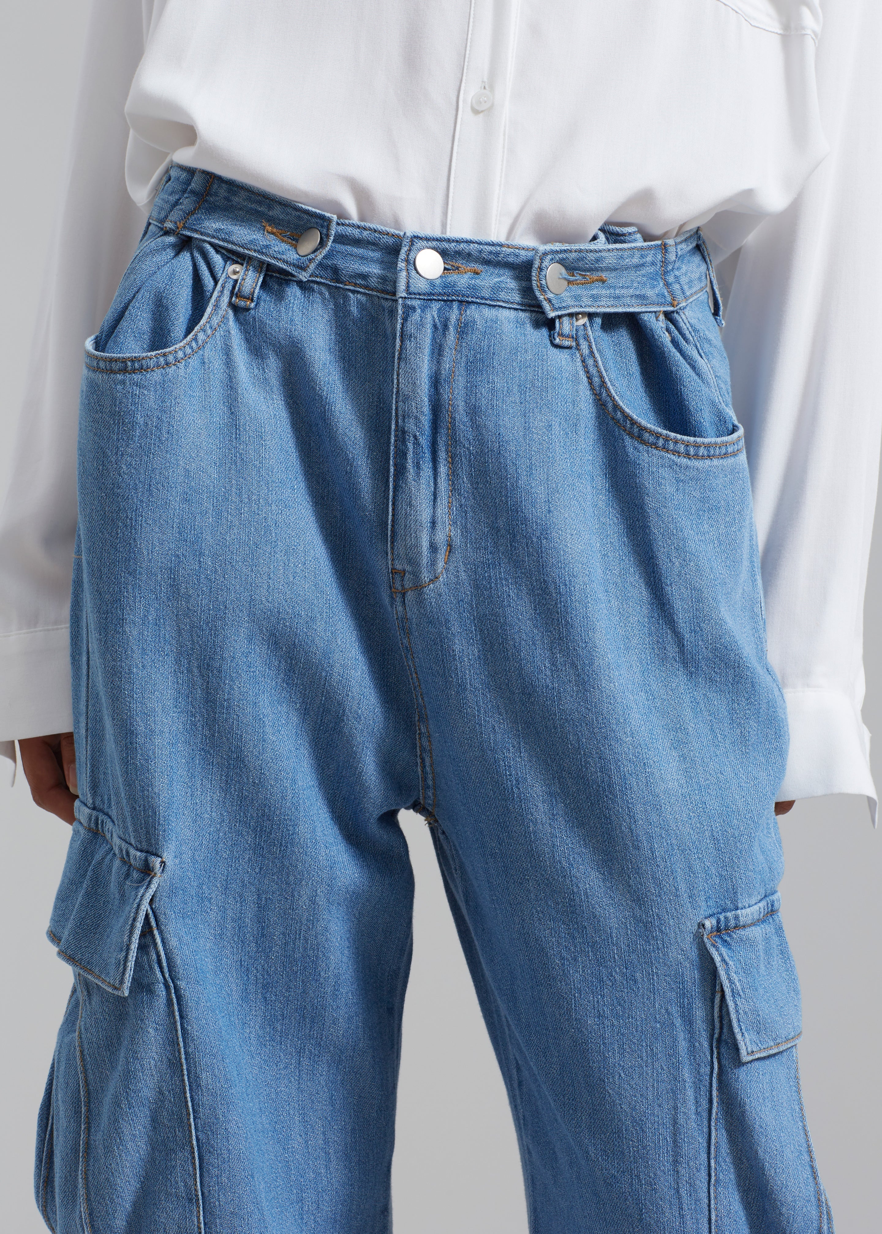Tatum Cargo Jeans - Medium Wash - 7