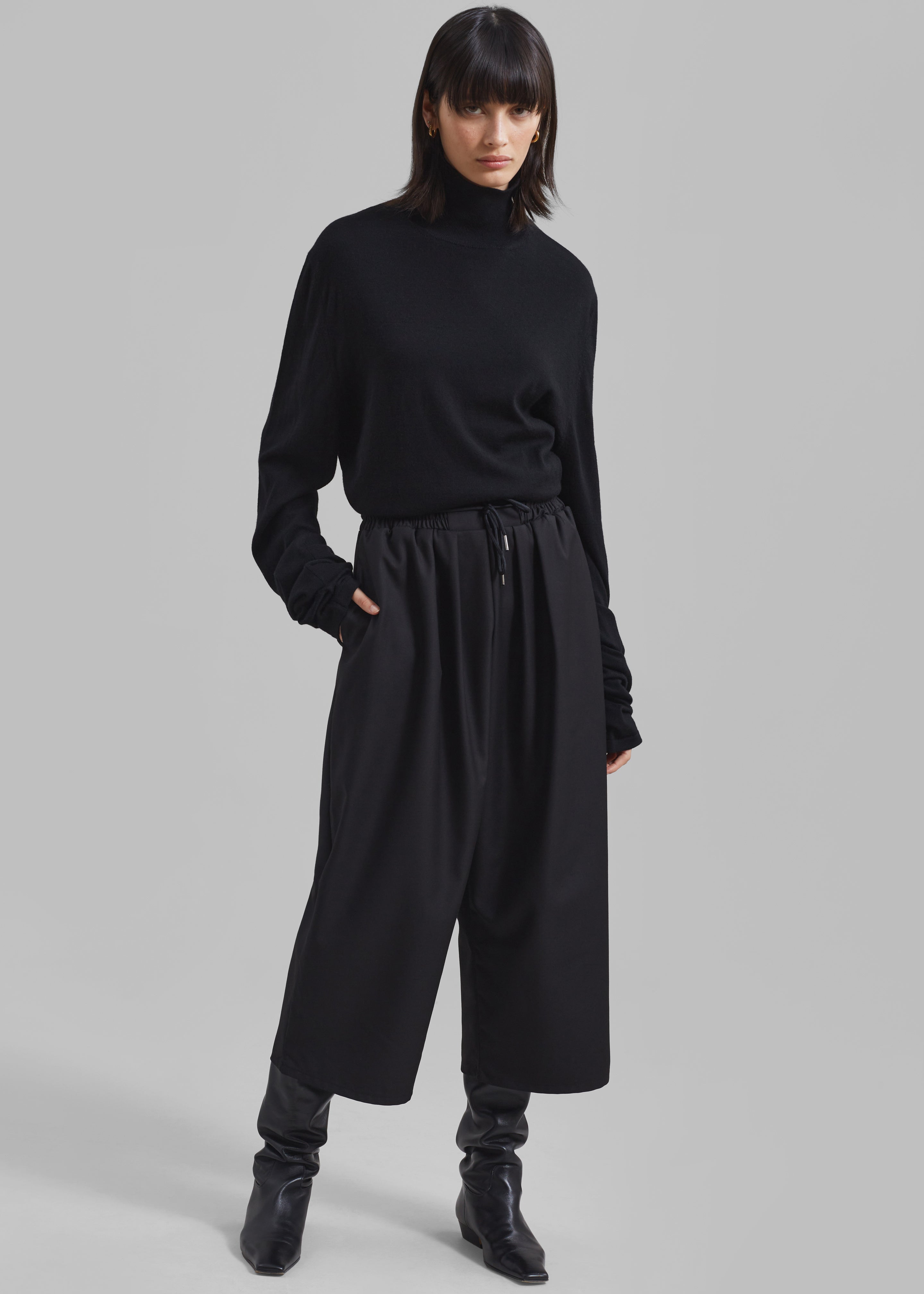 Turner Cropped Boxer Pants - Black - 4